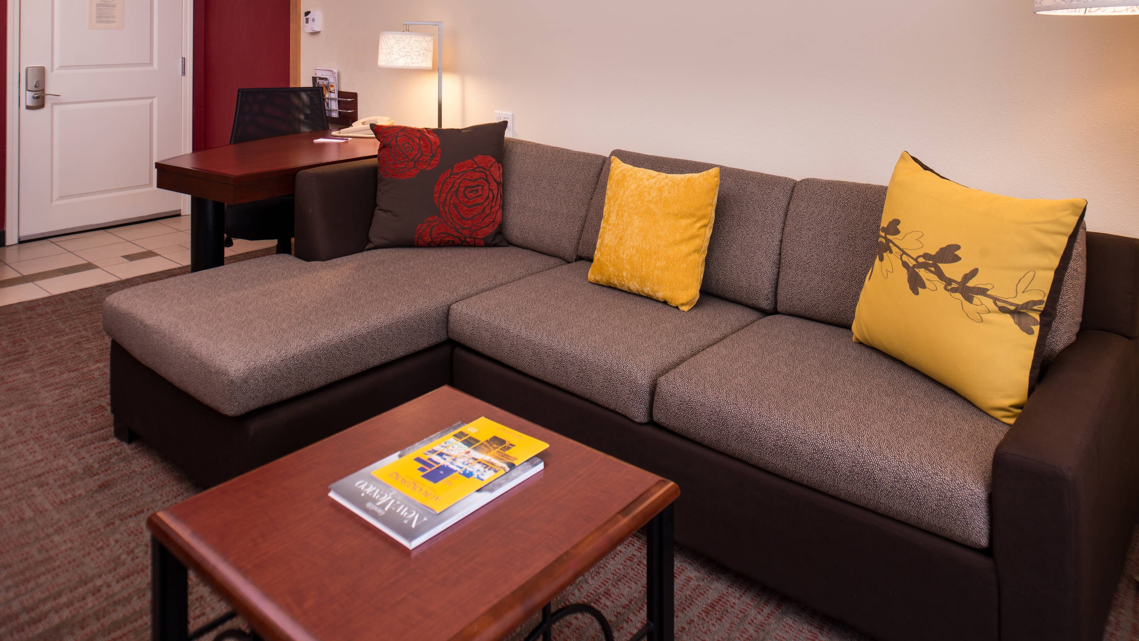 King Studio Suite - Image 2