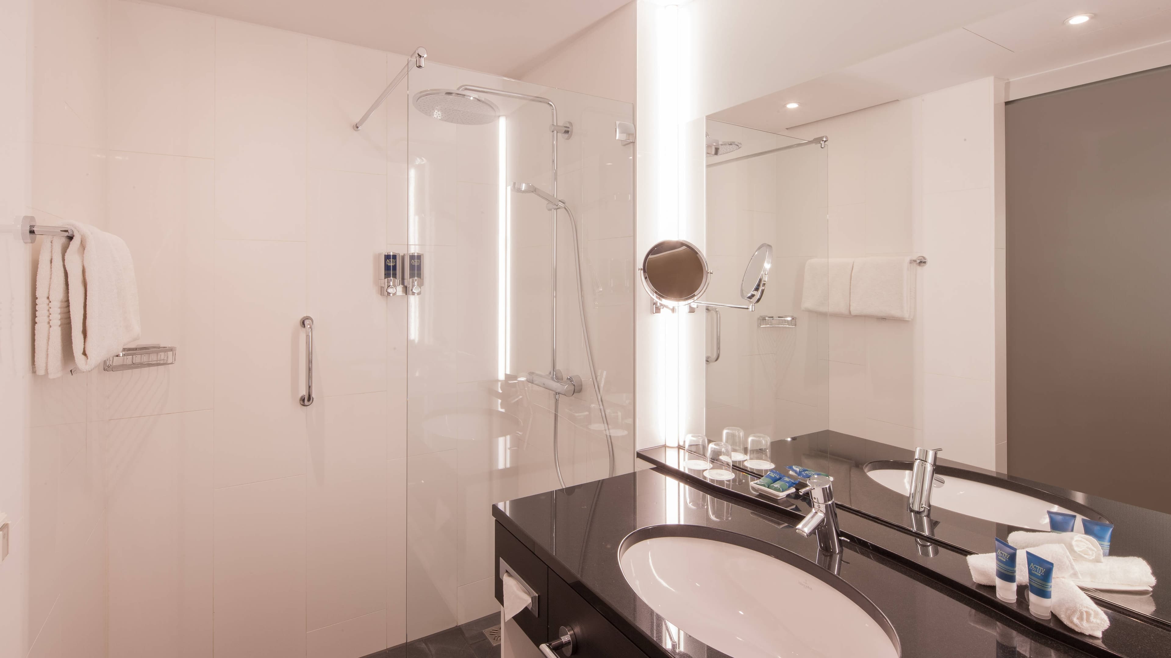 Business Room - Image 5