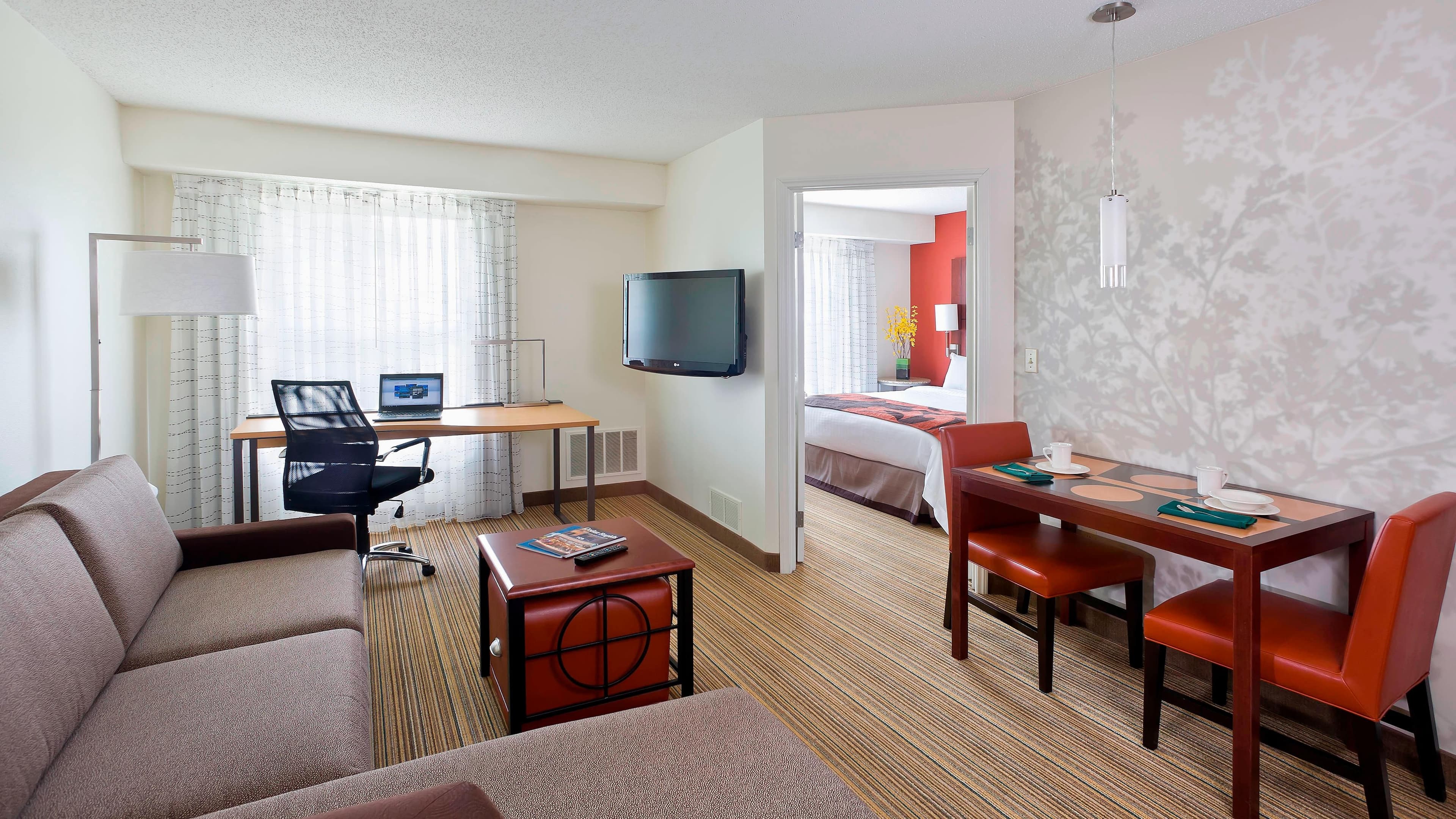 1 Bedroom Suite - Image 1