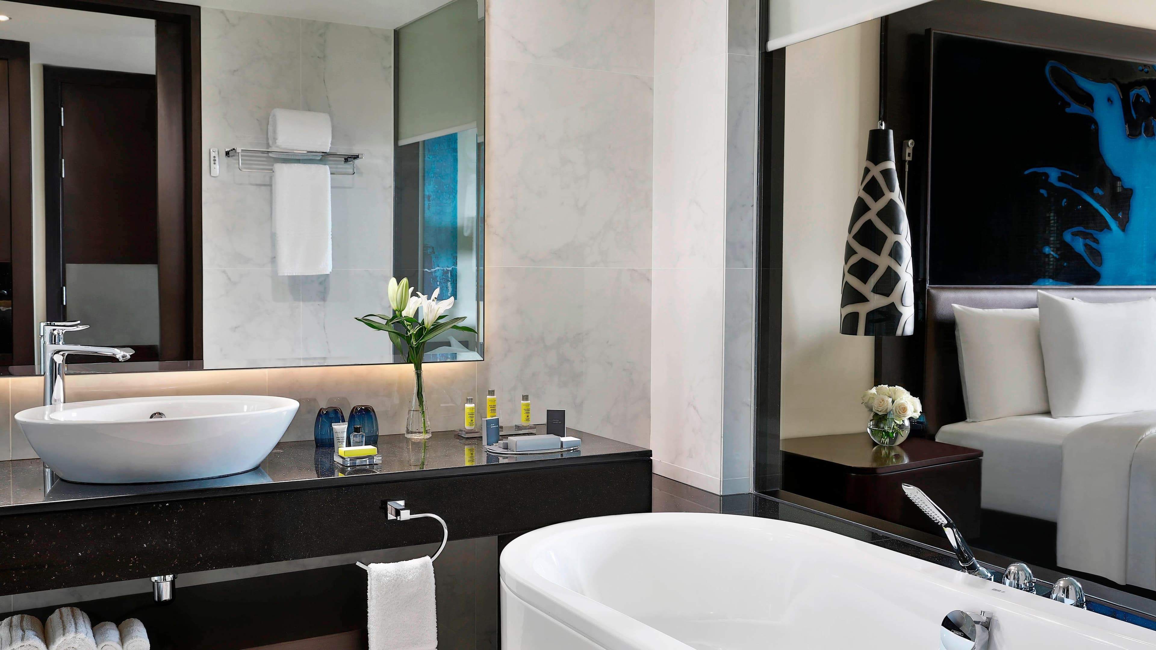 Standard Room - Image 8