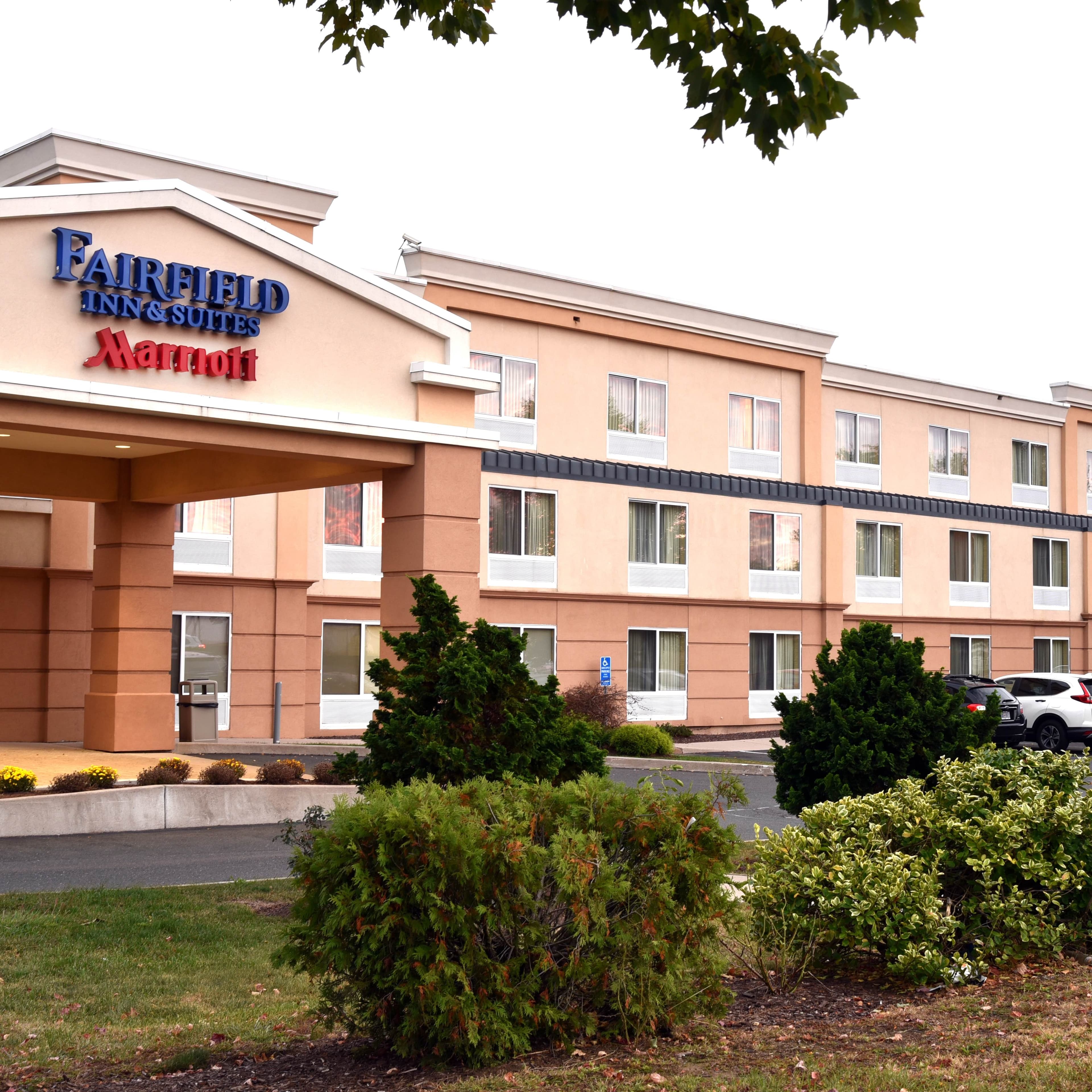 Fairfield Inn & Suites Hartford Airport