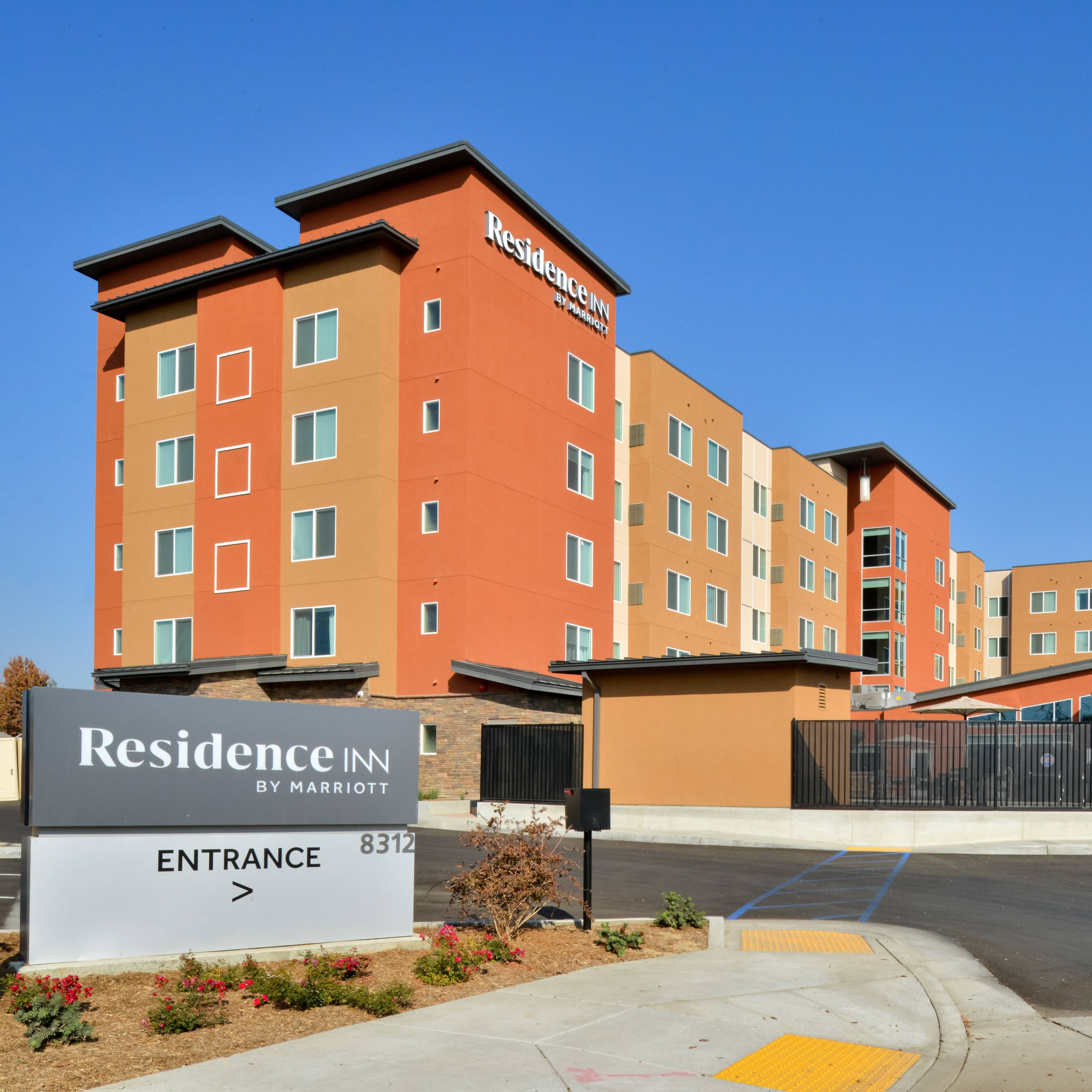 Residence Inn Bakersfield West