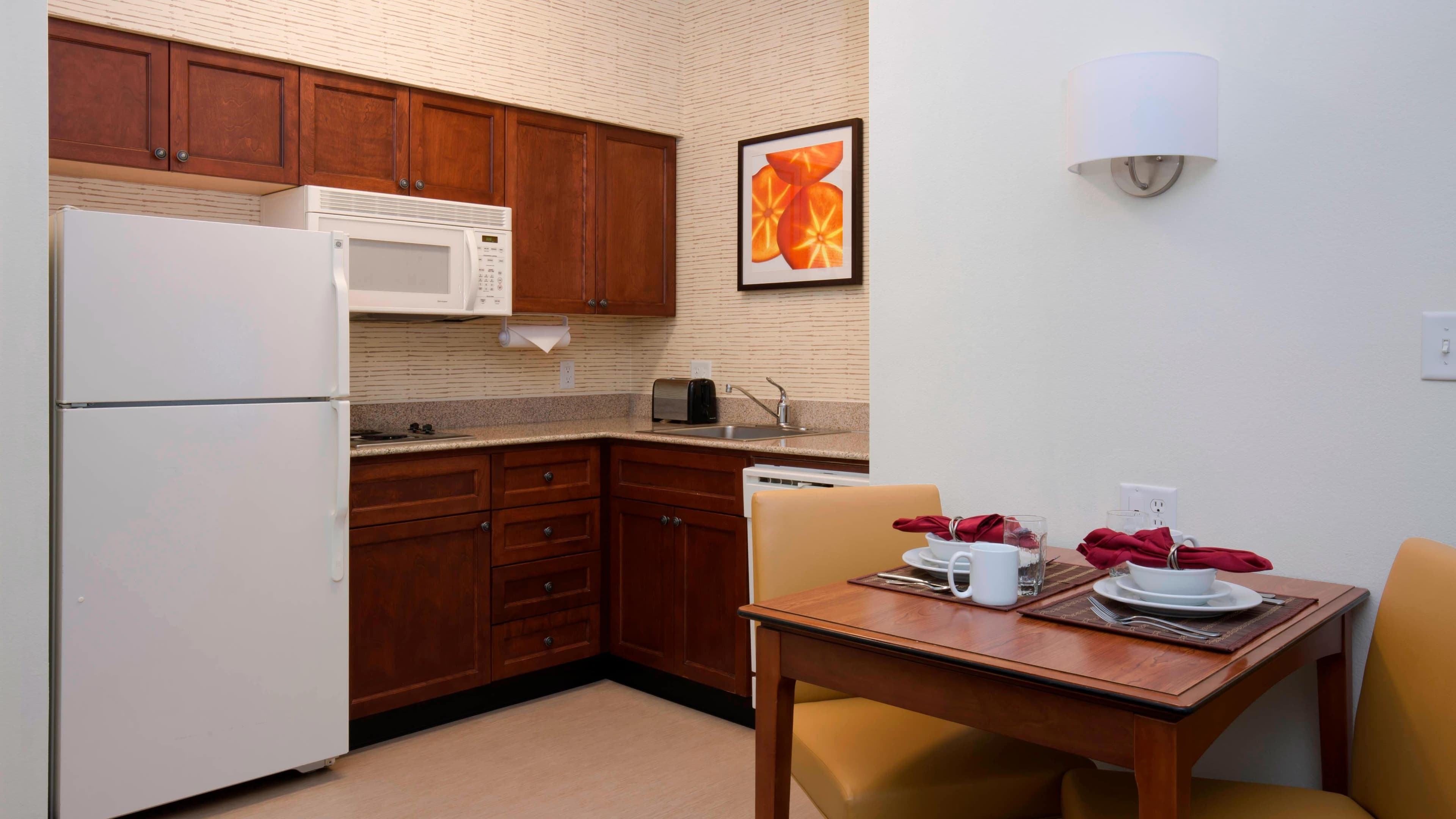 1 Bedroom Suite - Image 3