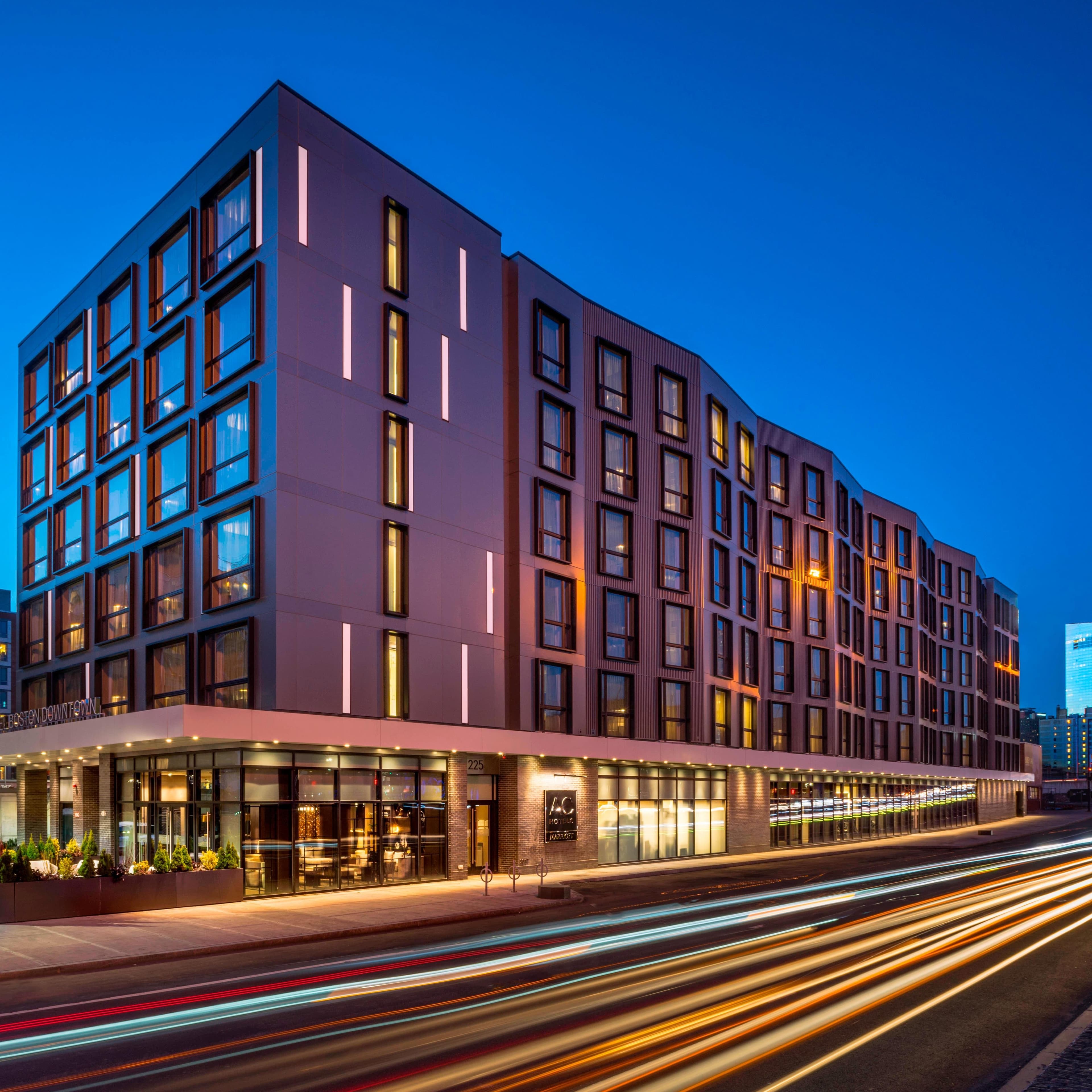 AC Hotel Boston Downtown