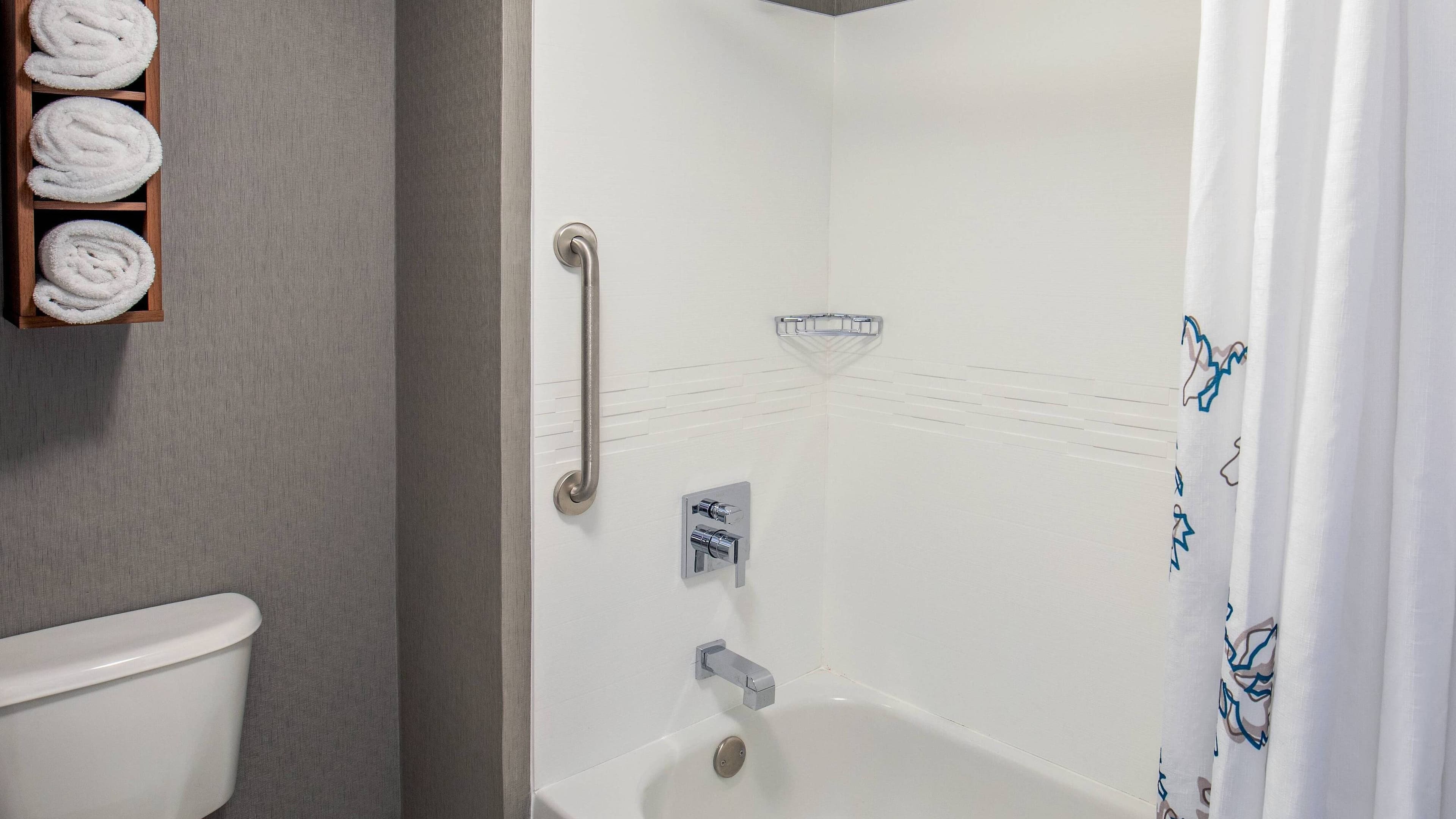 1 Bedroom Suite - Image 6