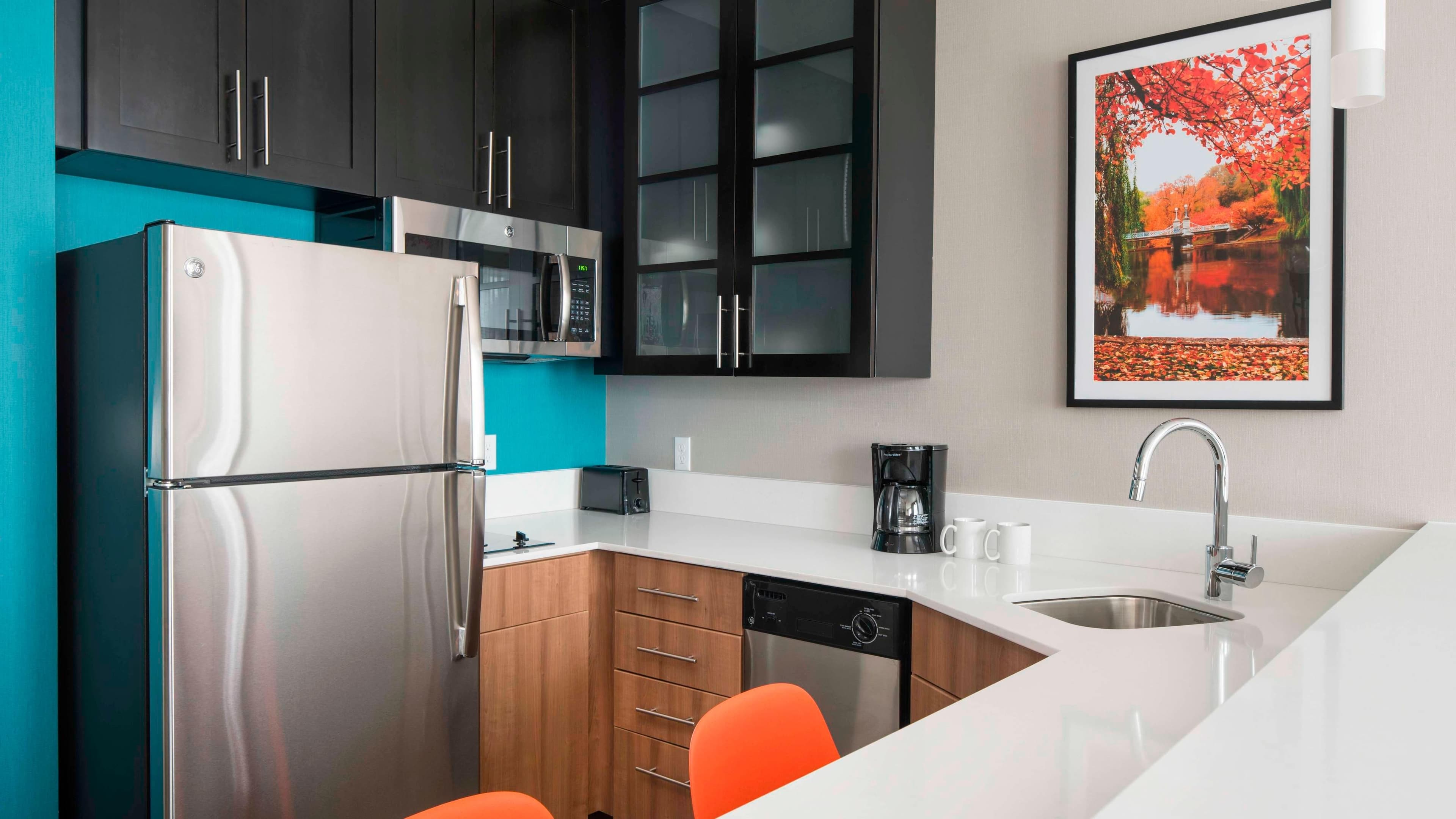 King Studio Suite - Image 3