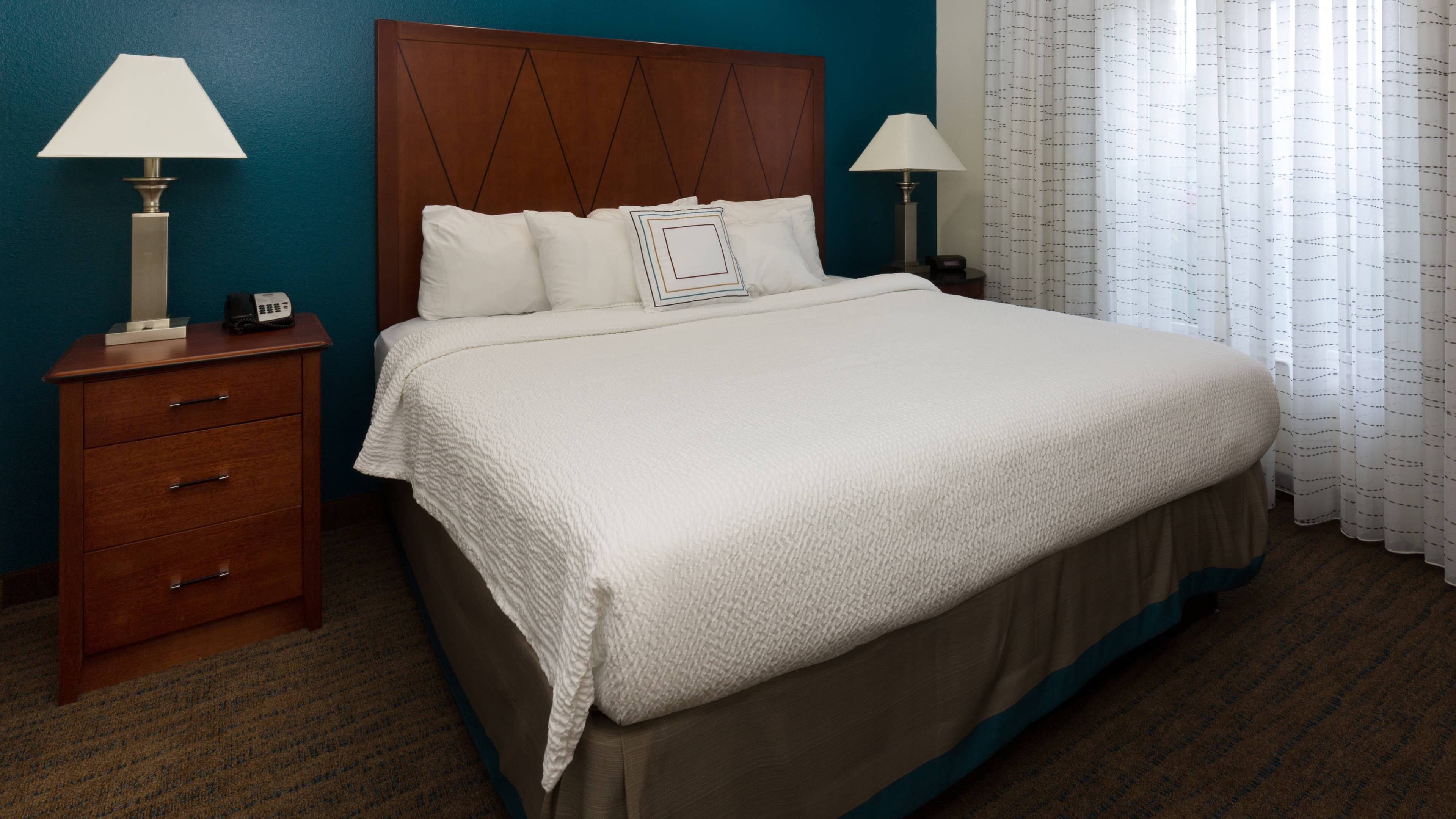 1 Bedroom Suite - Image 4