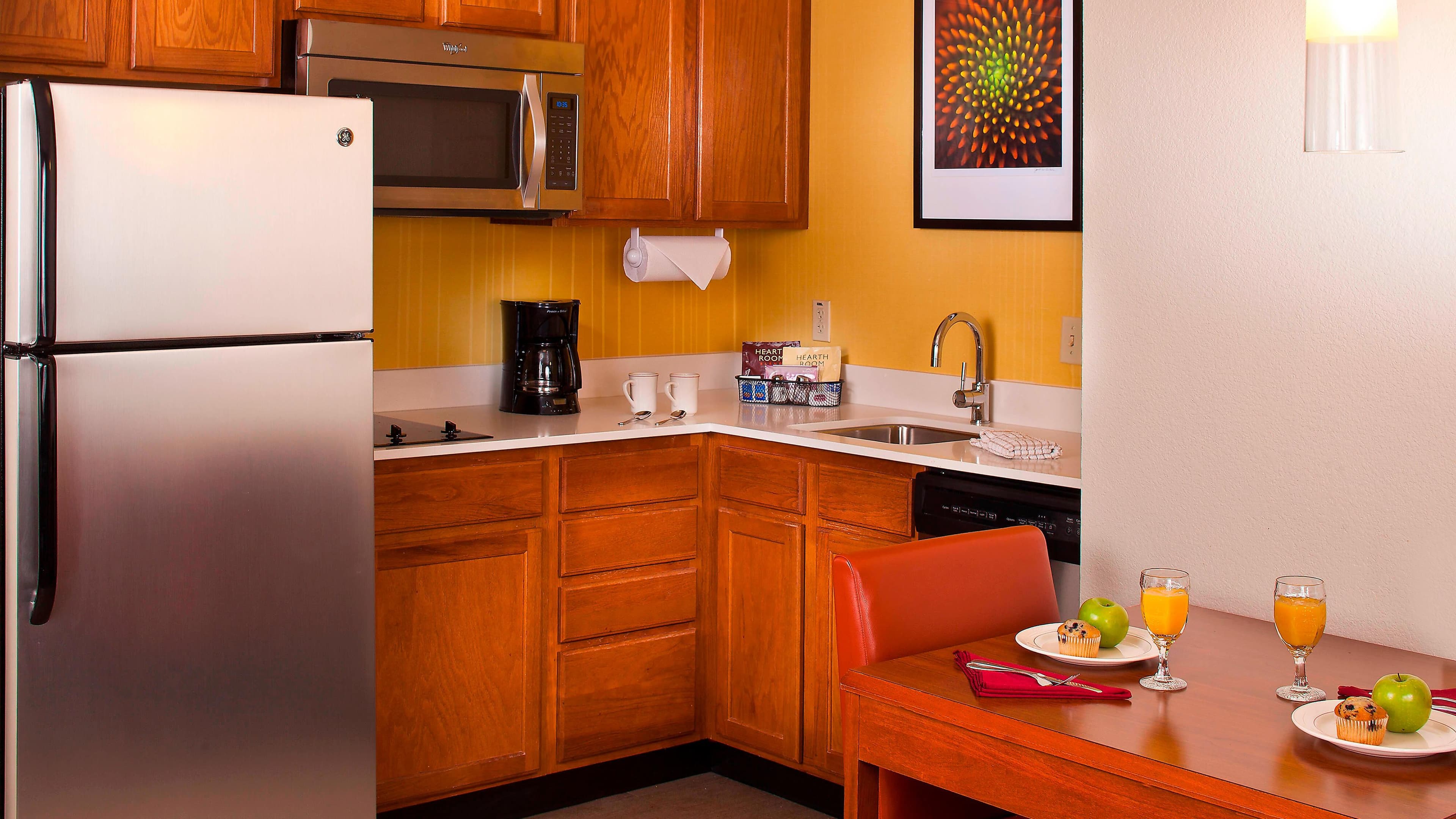 1 Bedroom Suite - Image 2