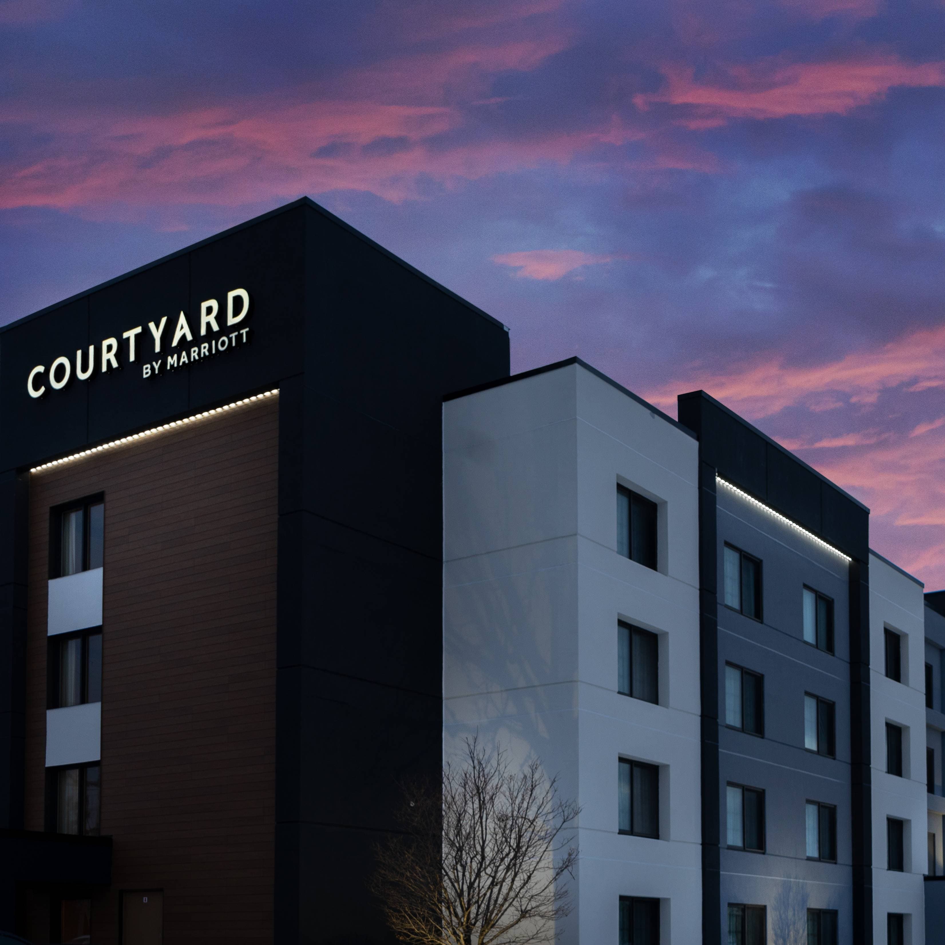 Courtyard Buffalo Amherst/University