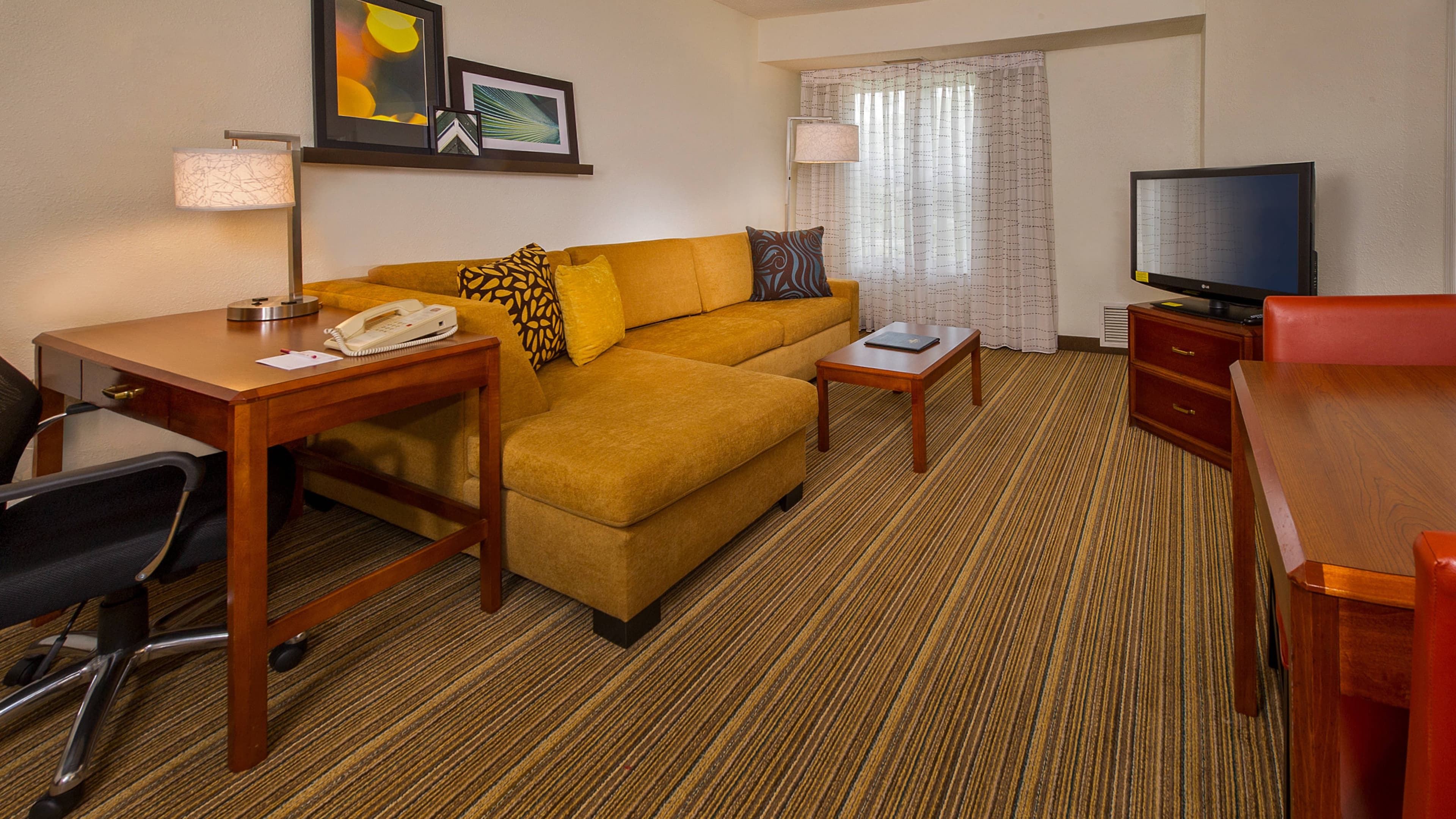 1 Bedroom Suite - Image 7