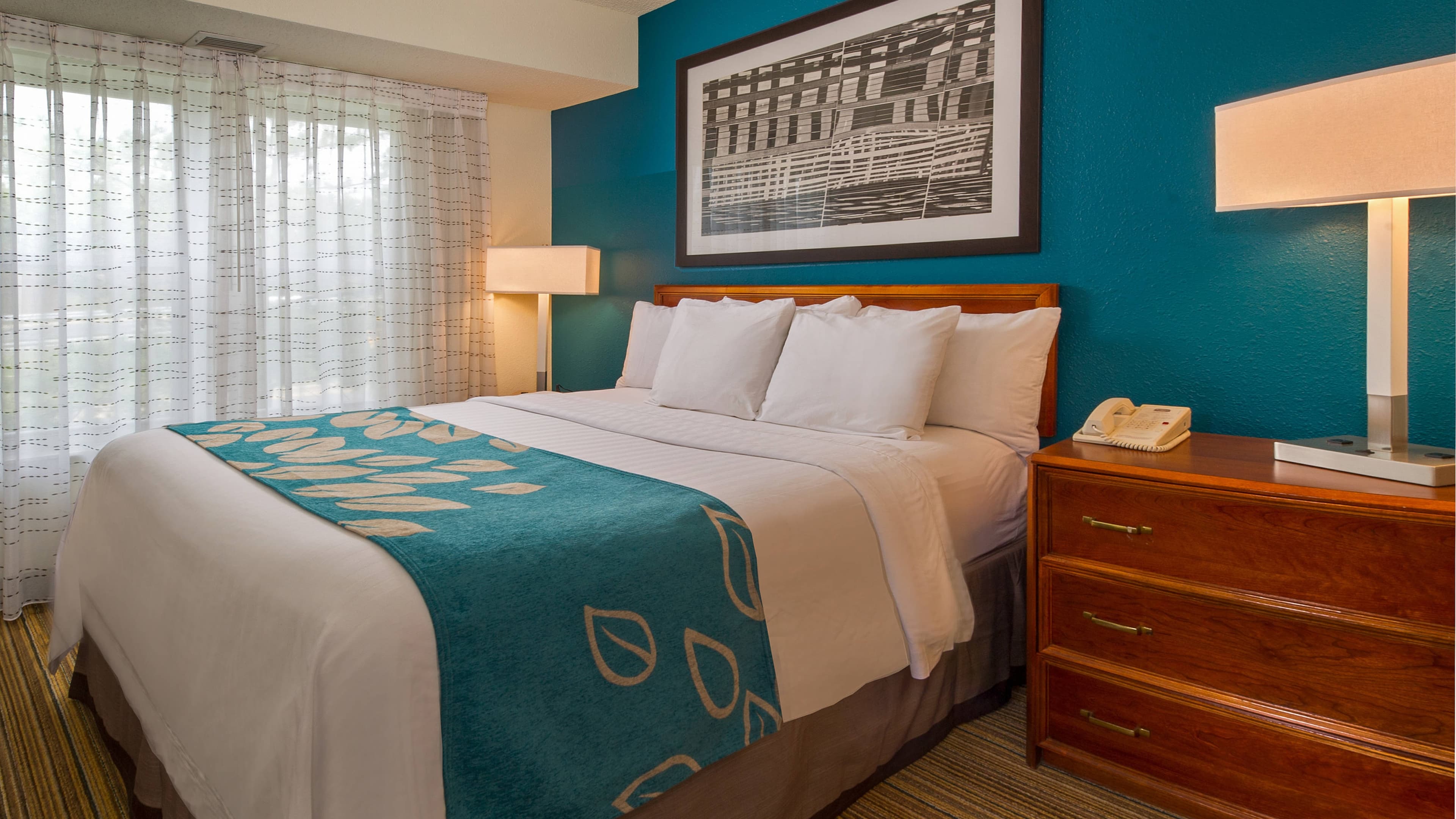 1 Bedroom Suite - Image 6