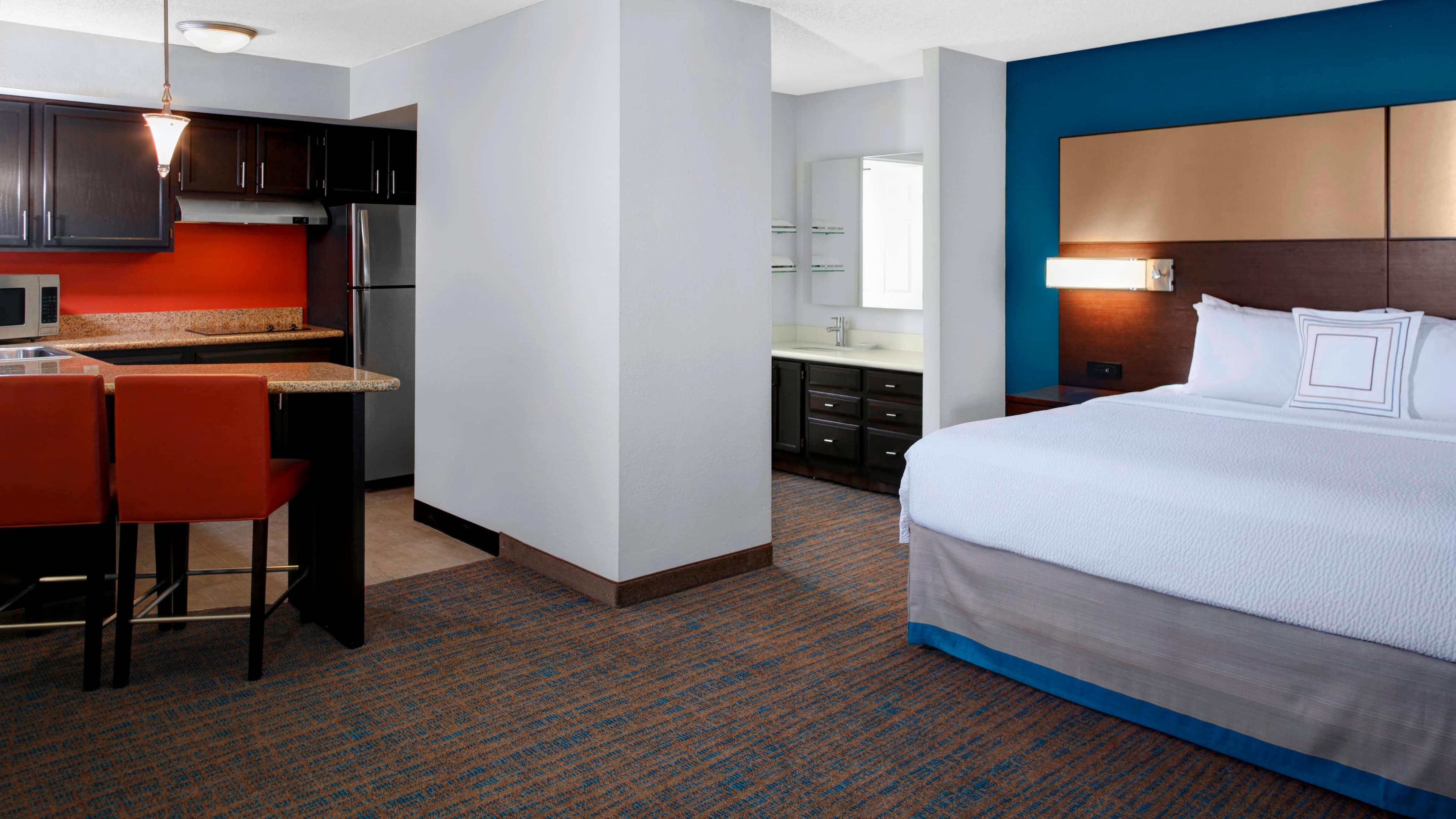 Larger Studio - Image 4