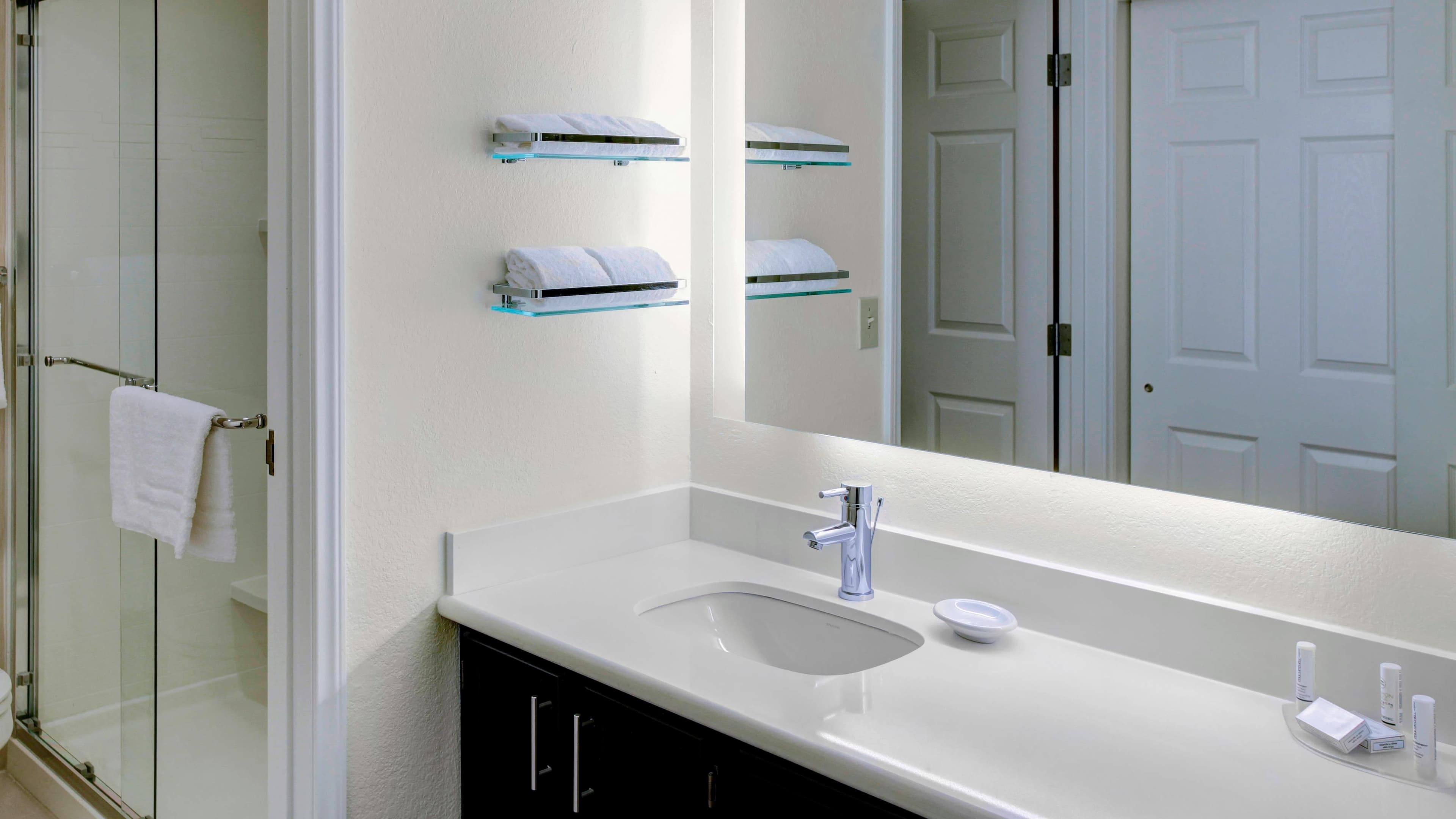 Larger Studio - Image 2