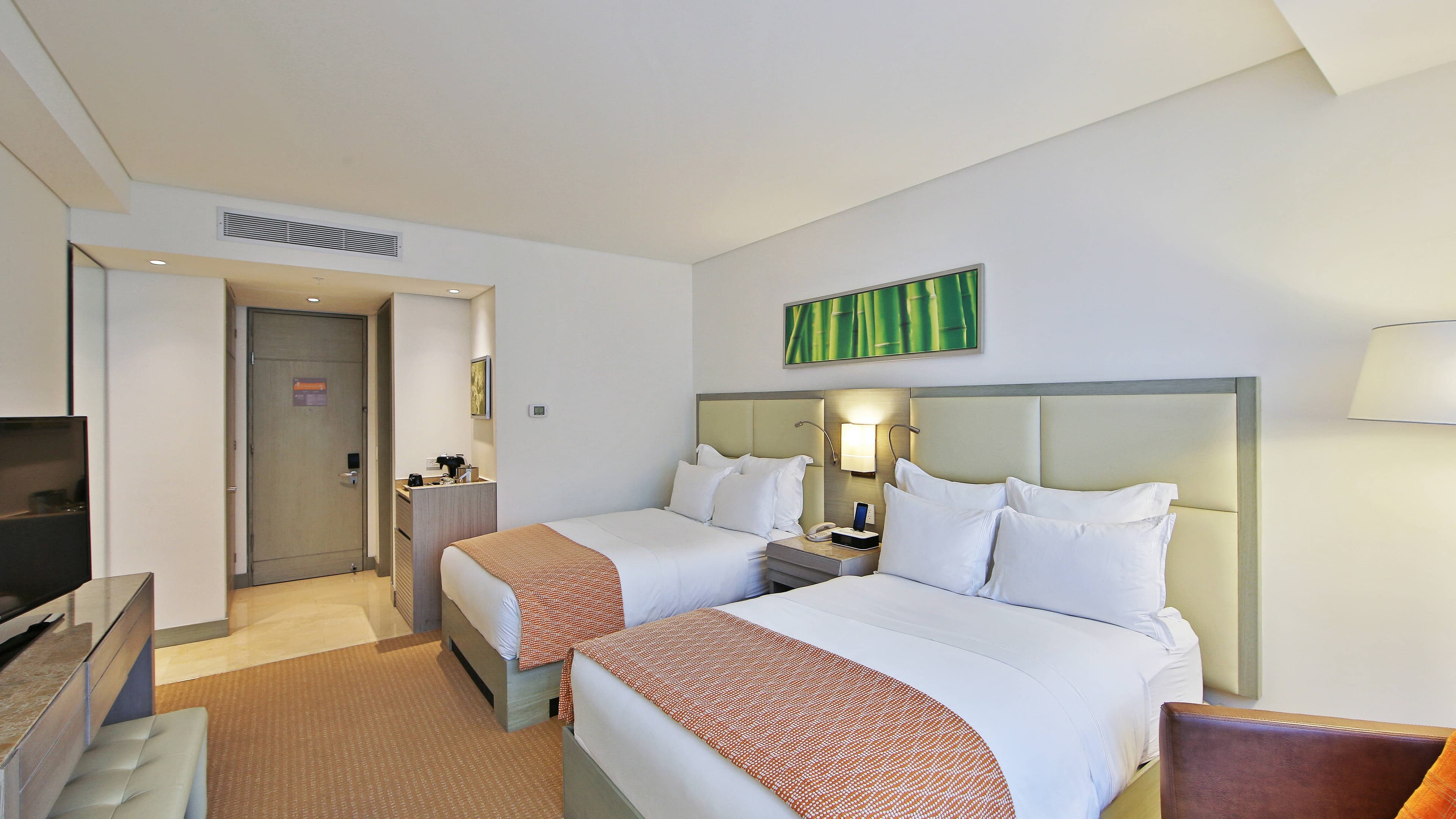 Deluxe Guest room - Image 1