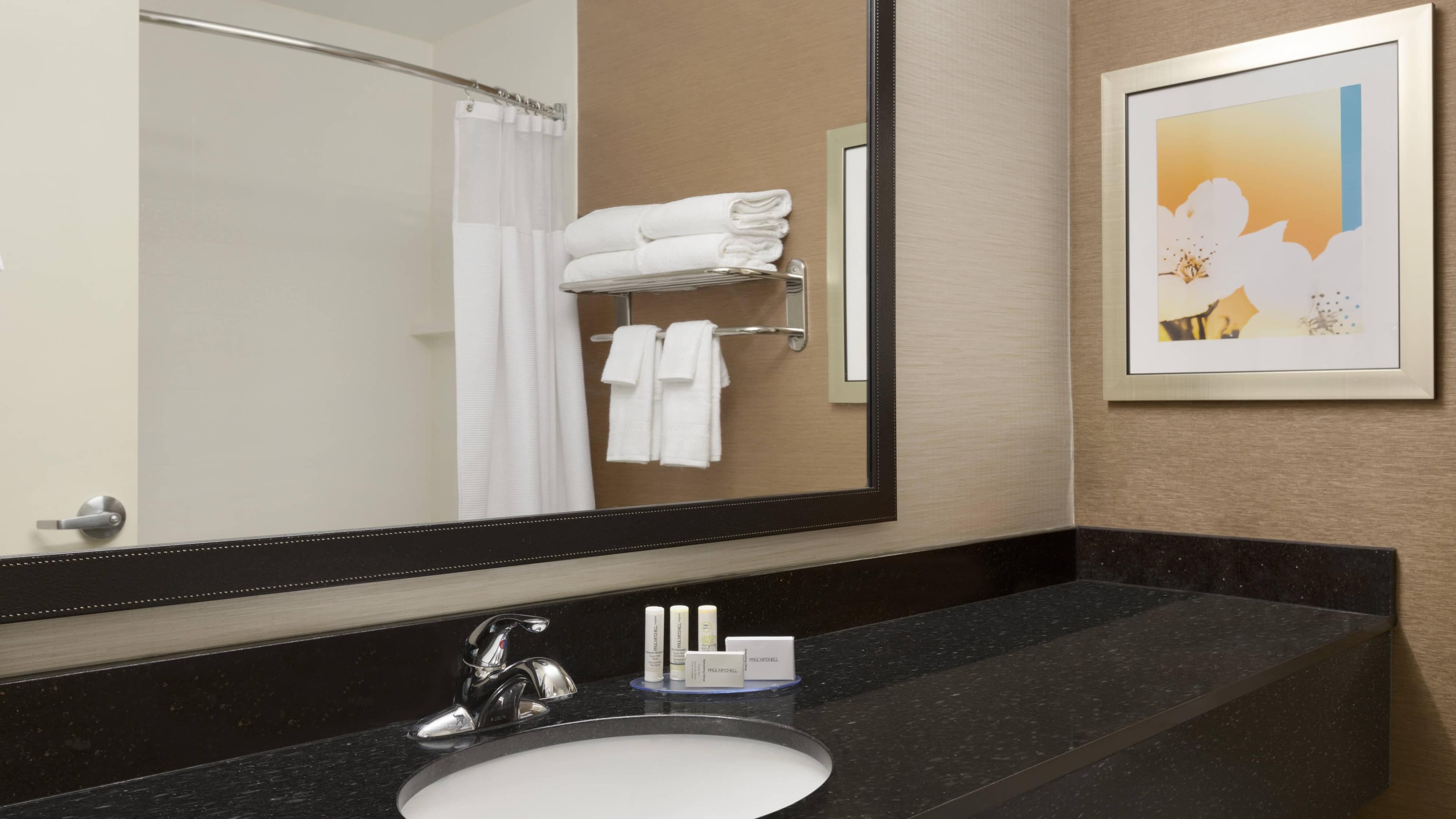 Executive Suite - Image 3