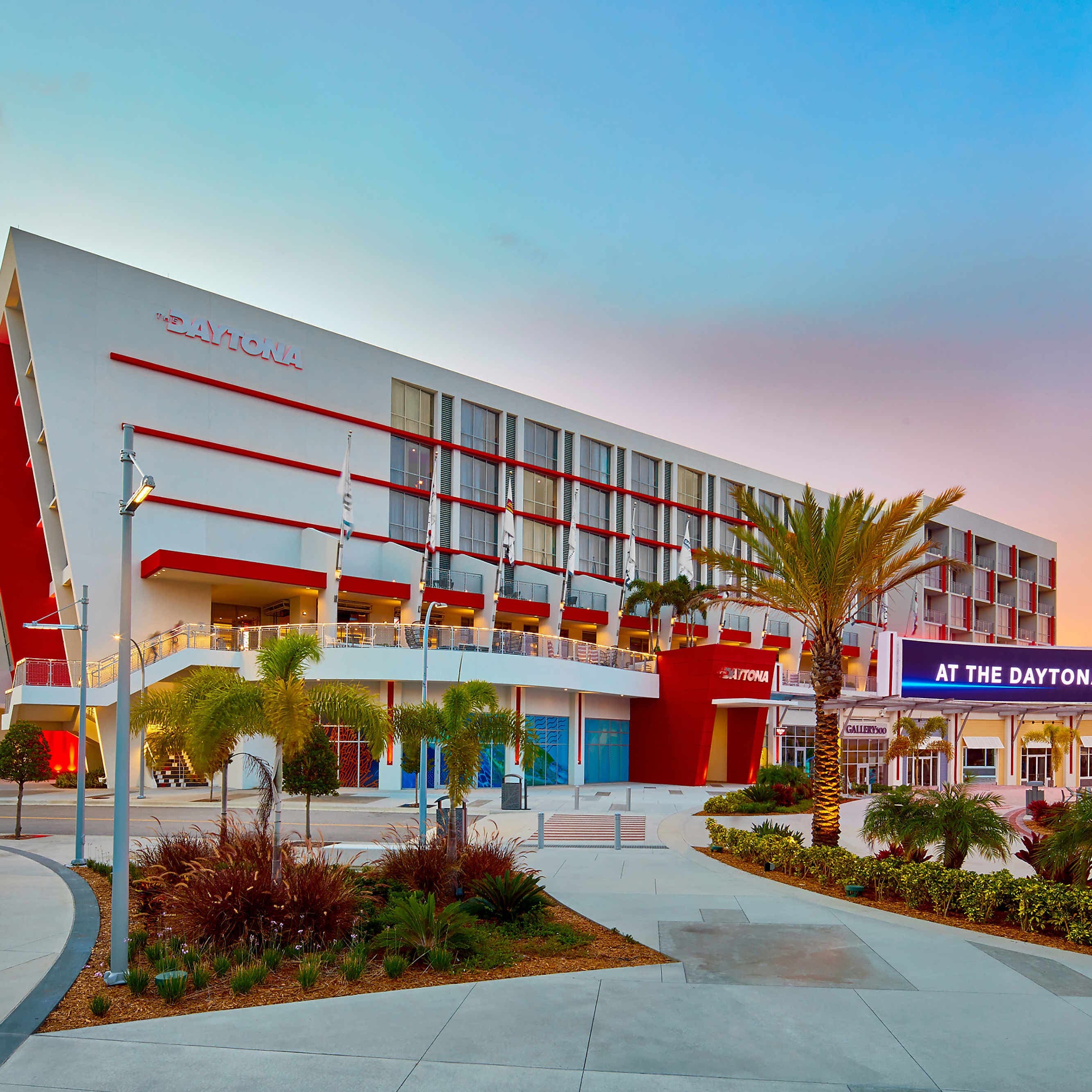 The Daytona, Autograph Collection