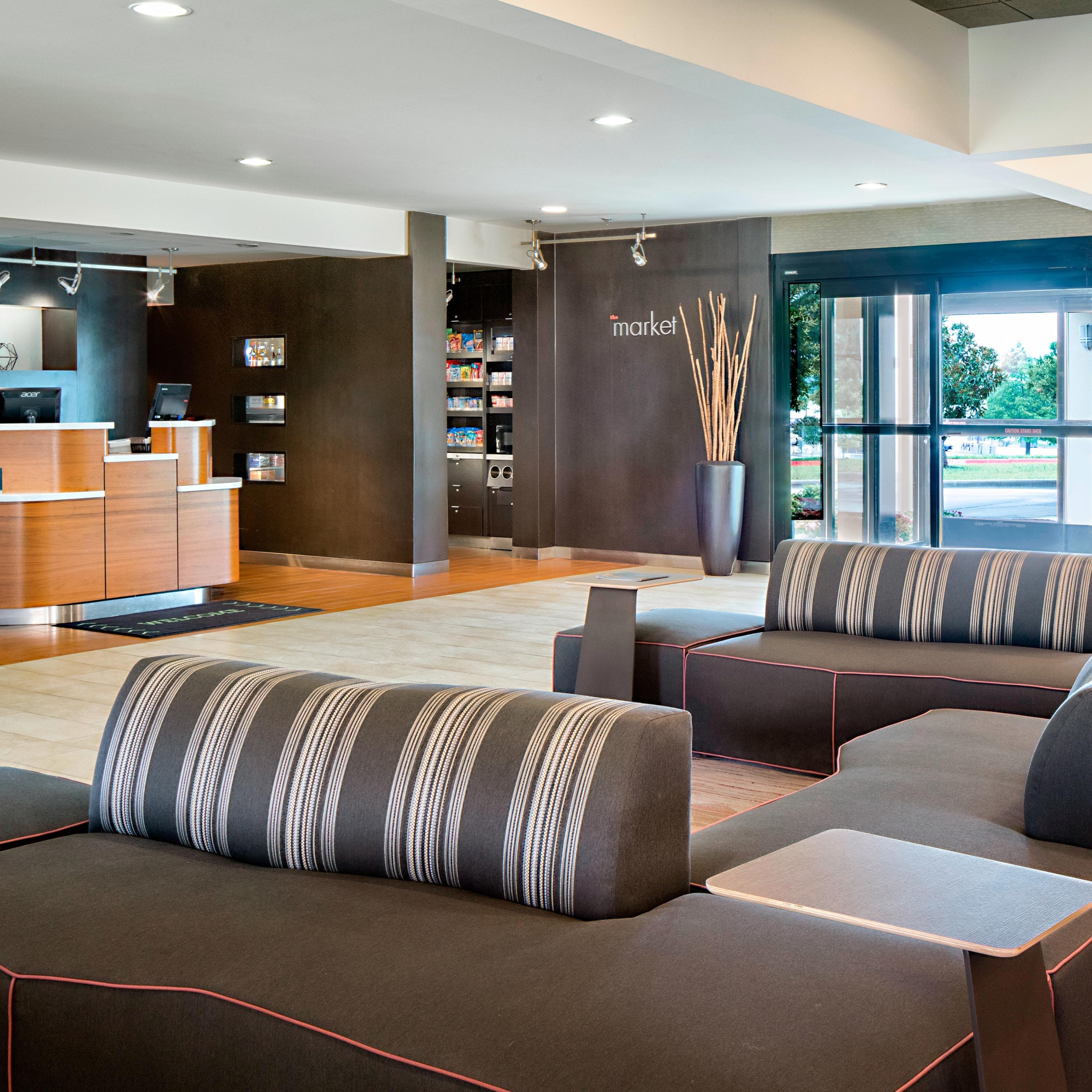 Courtyard Dallas Arlington/Entertainment District