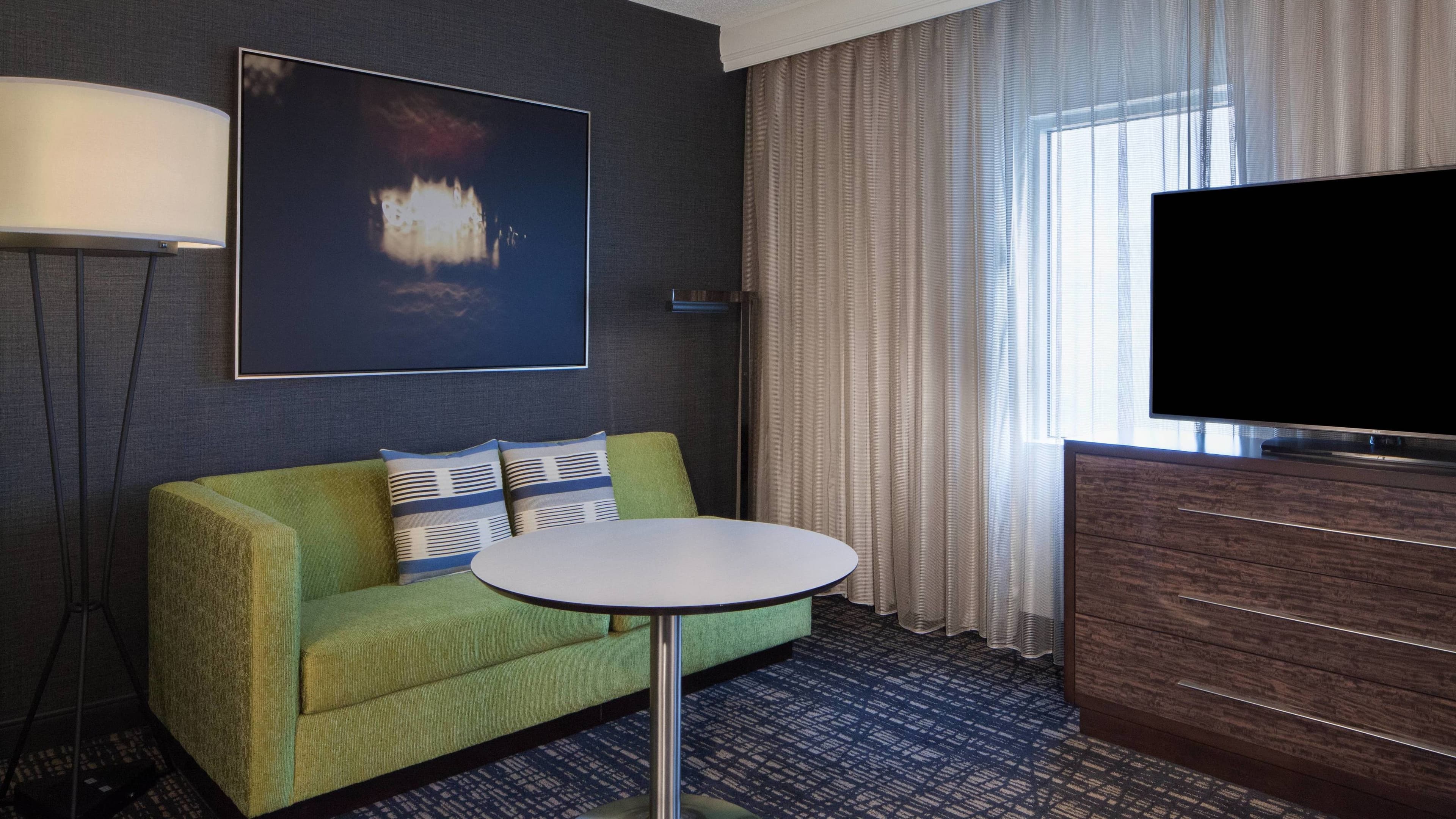 1 Bedroom Suite - Image 4