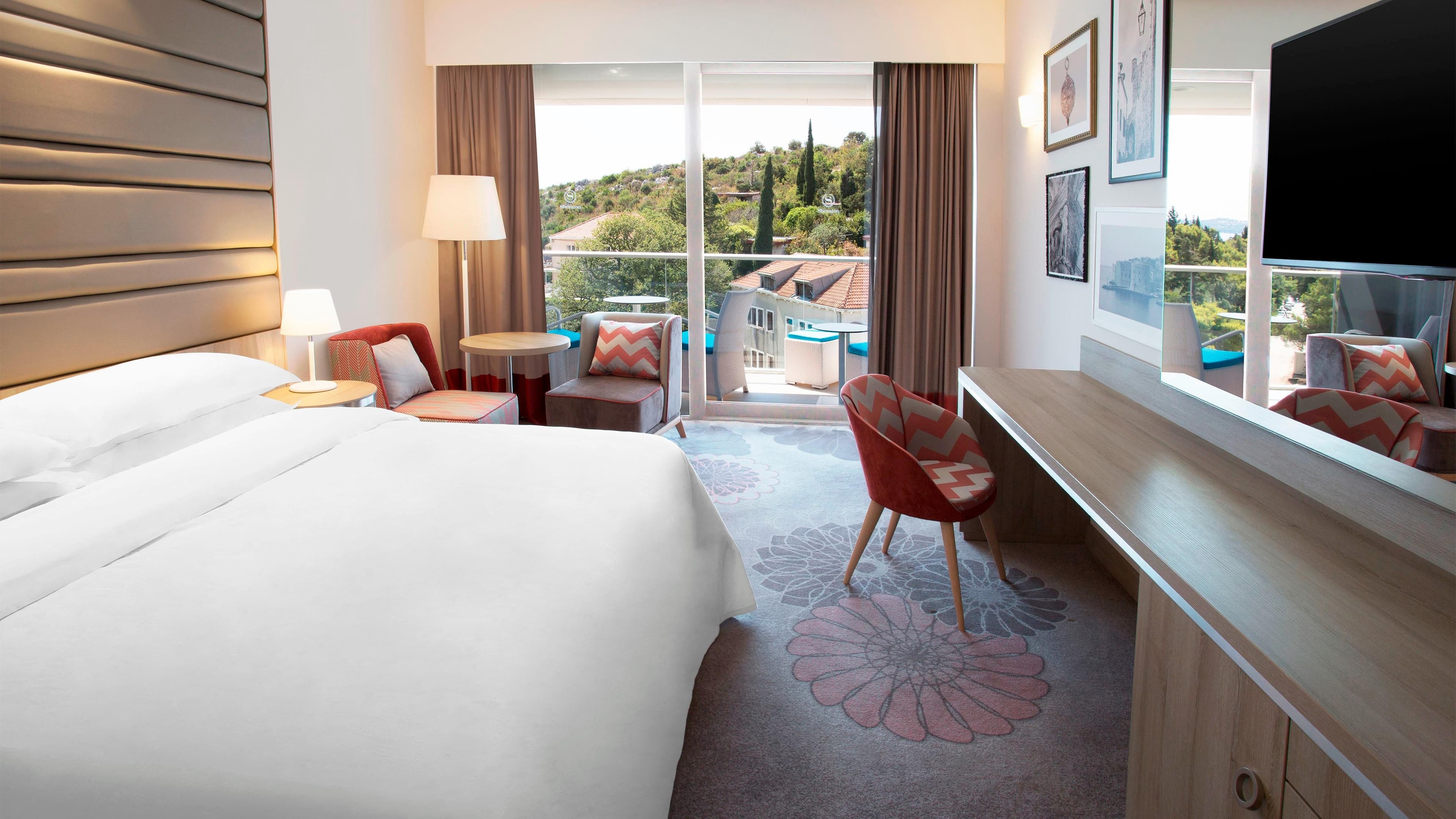 Classic King Room - Image 2