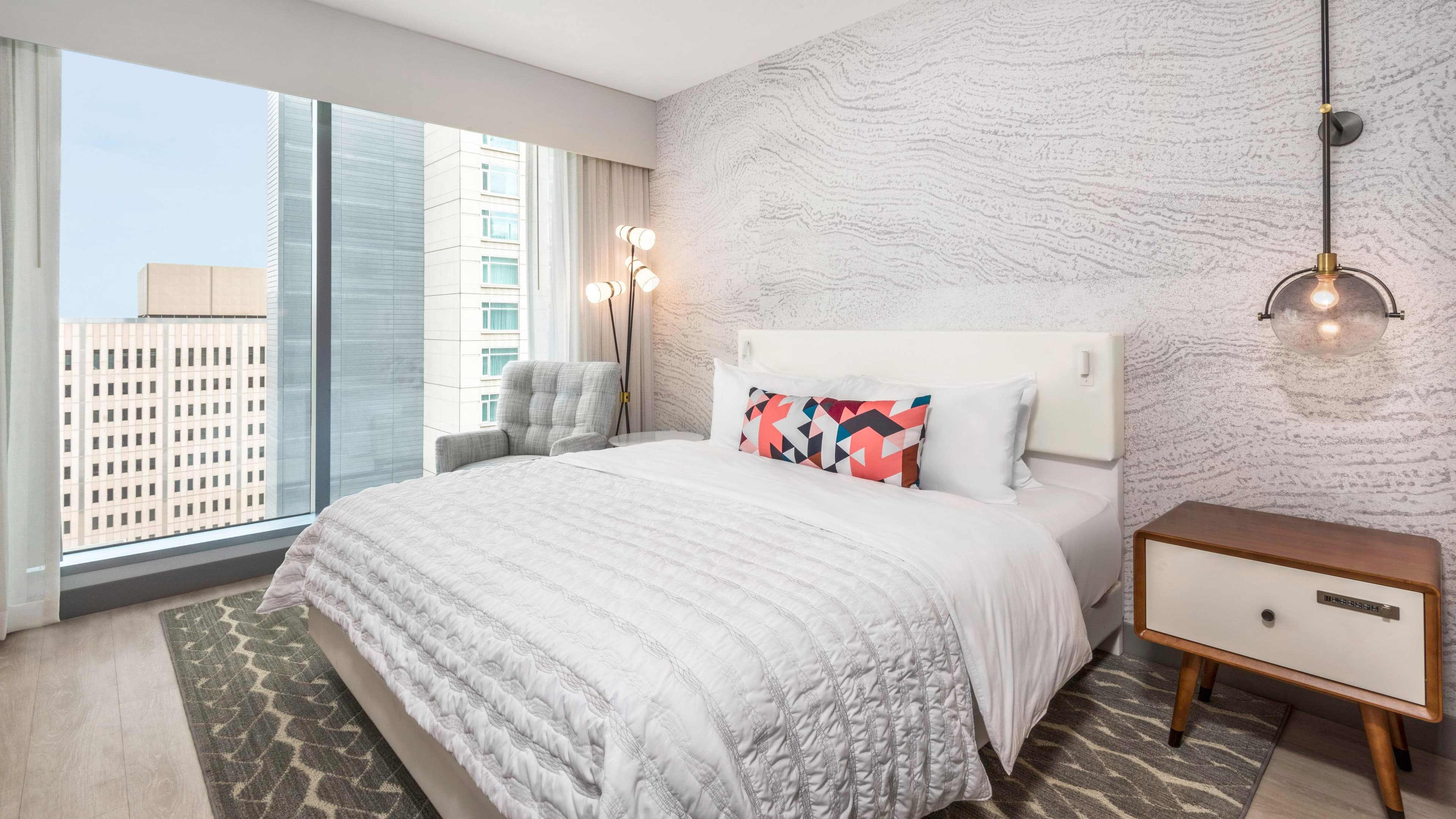 Classic King - Image 3