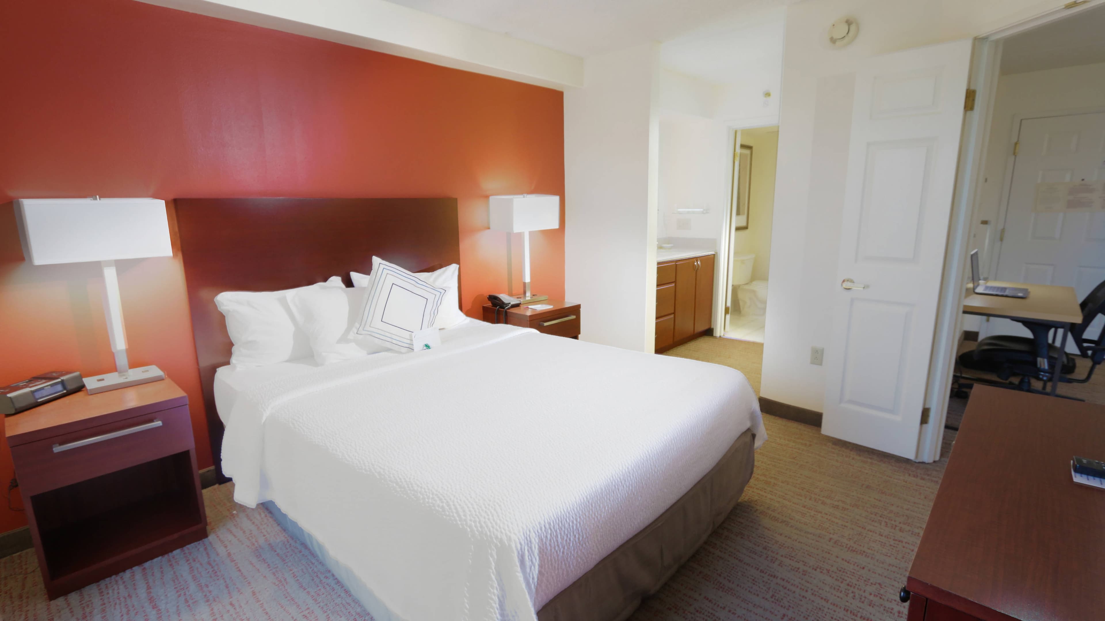 1 Bedroom Suite - Image 3