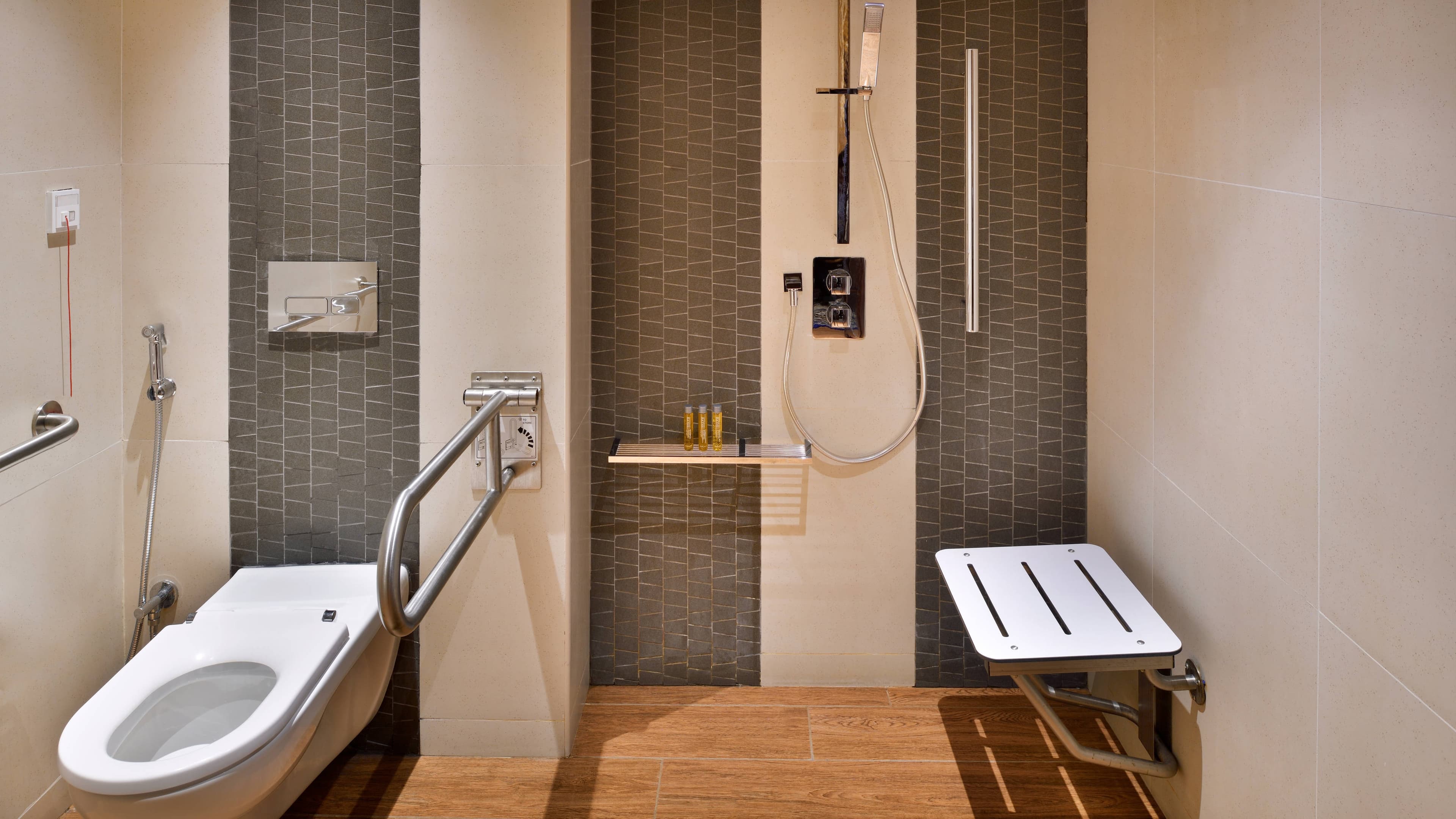 Room with Park Access - Image 8