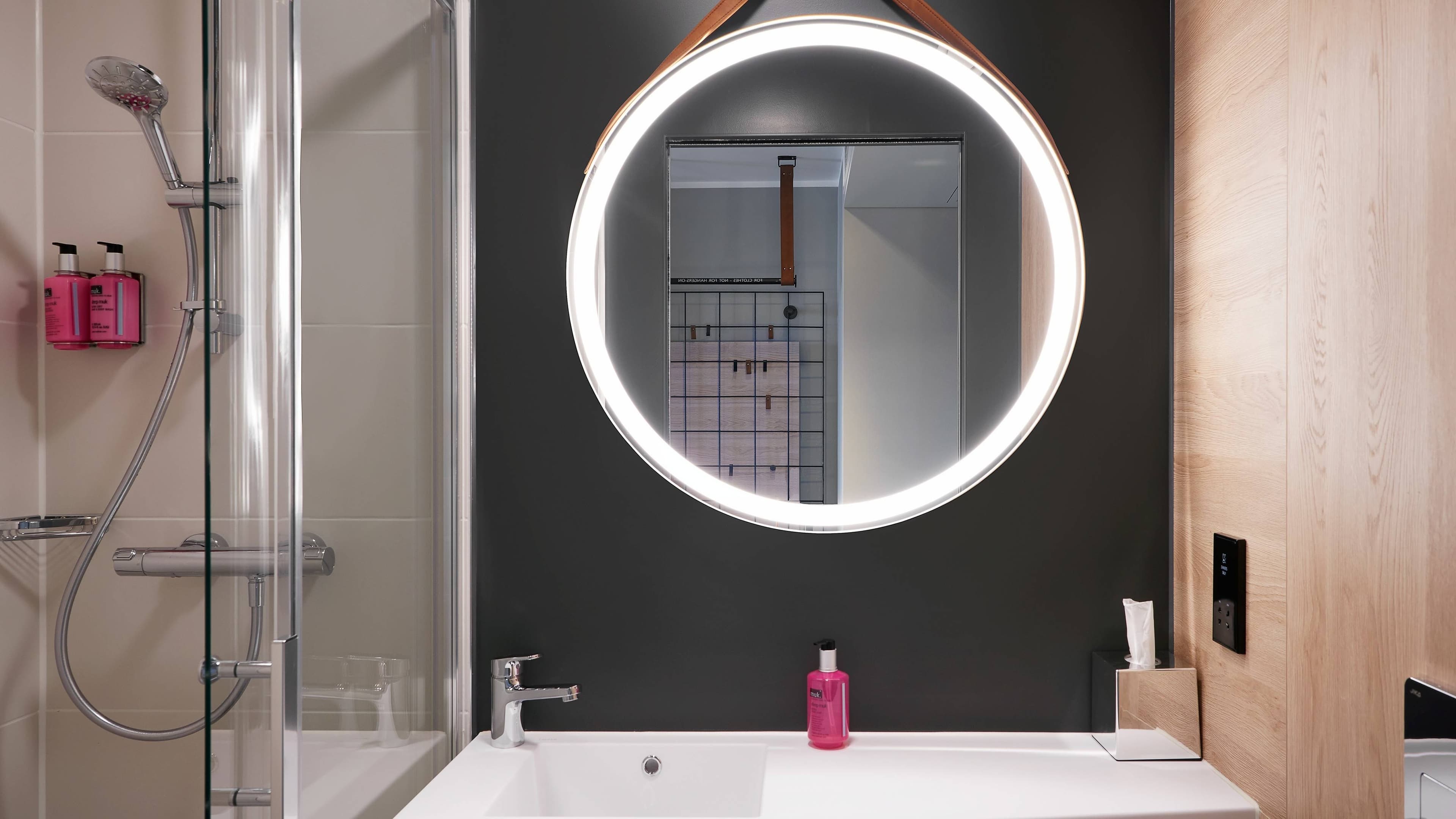 Moxy Queen Sleeper - Image 4