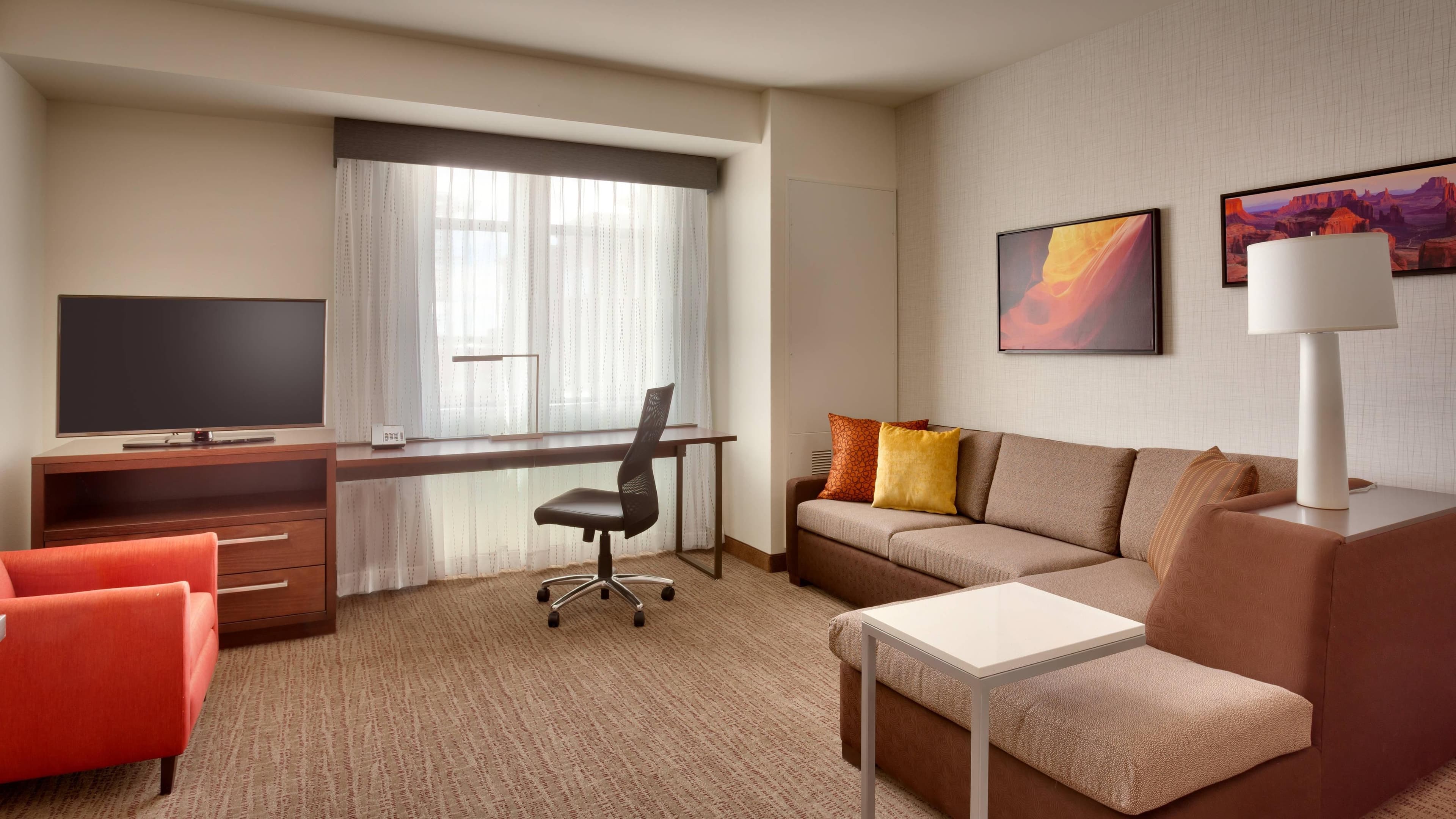 1 Bedroom Suite - Image 2