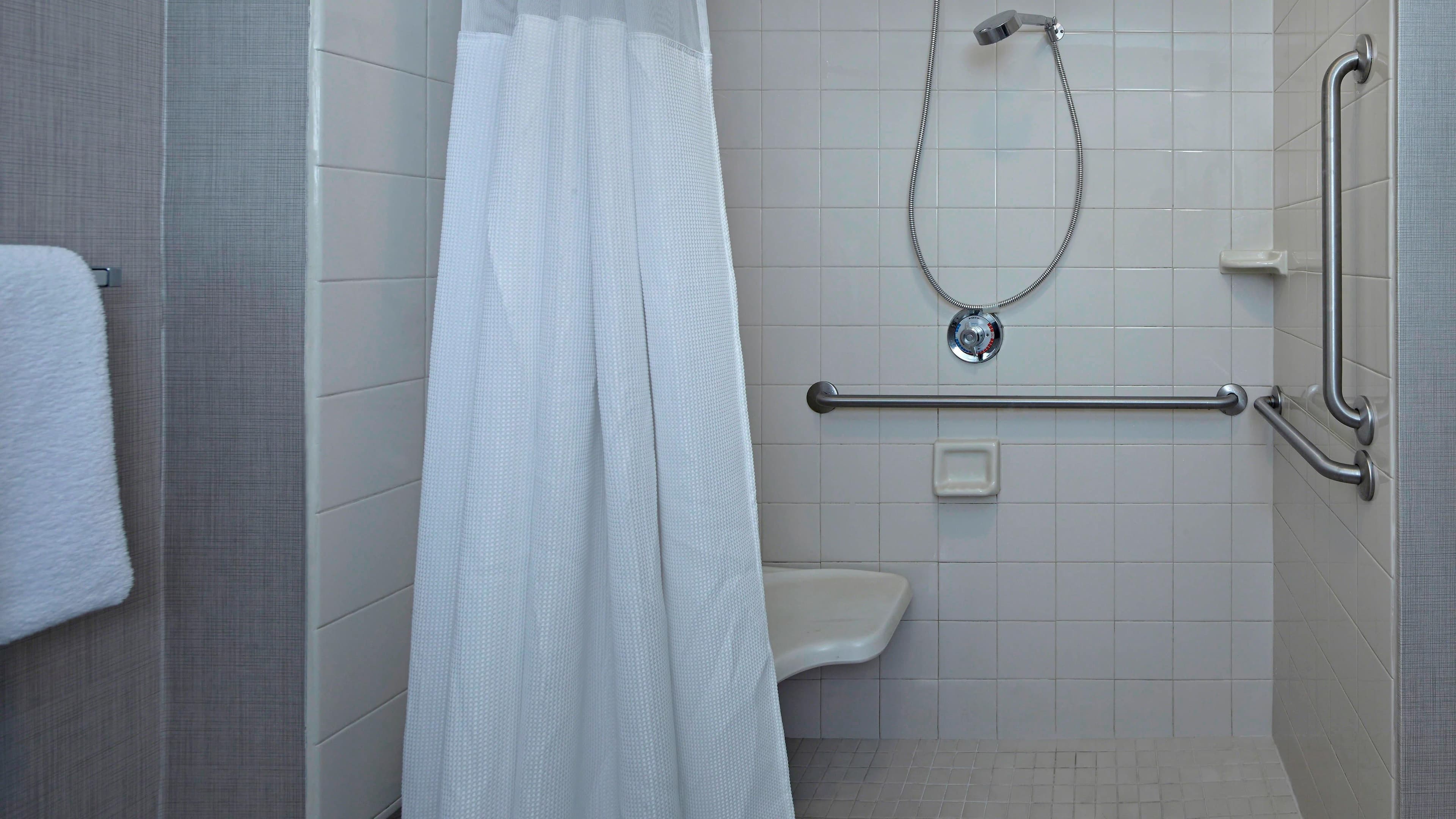 1 Bedroom Suite - Image 4