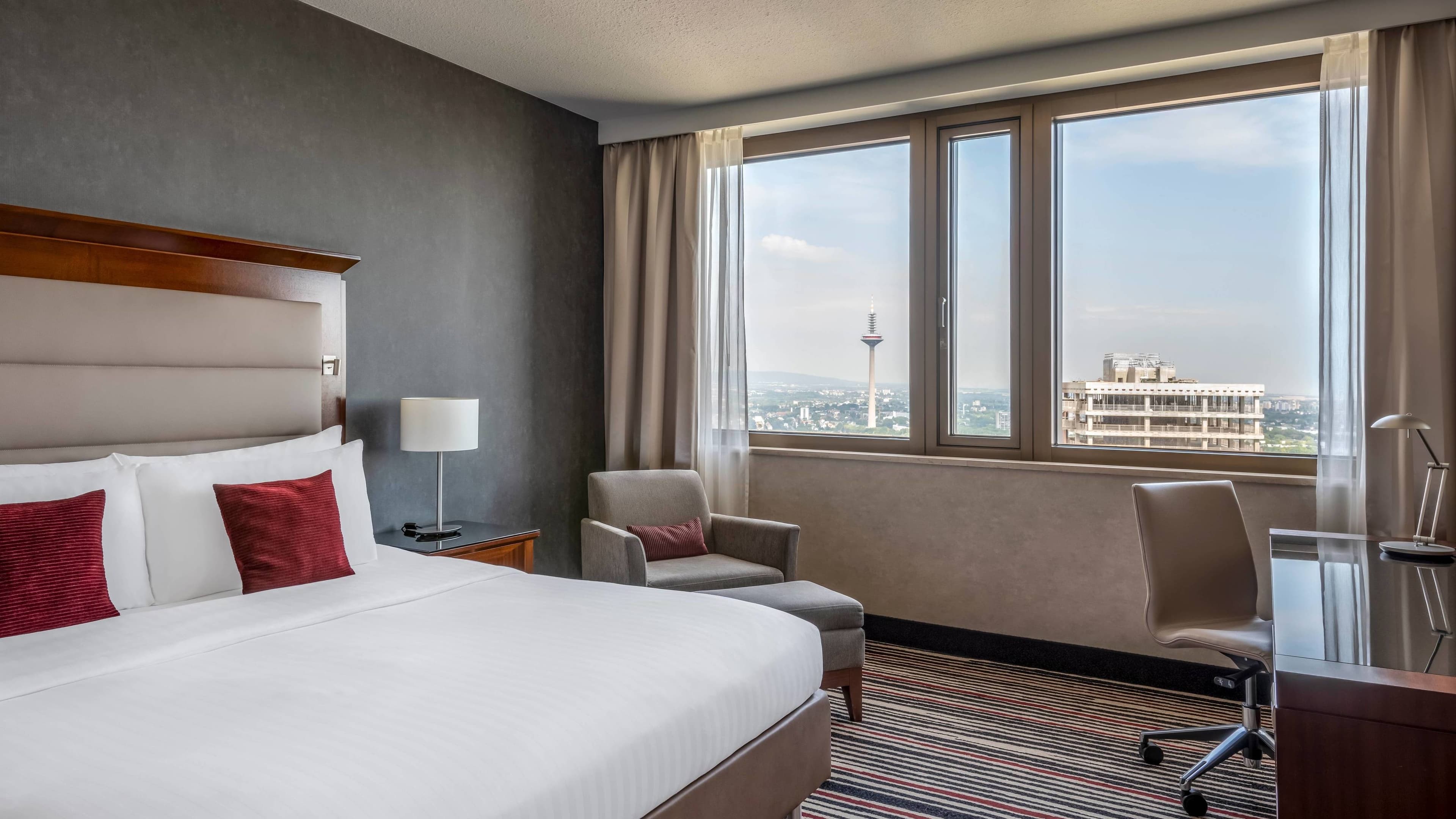 Deluxe Guest room - Image 2