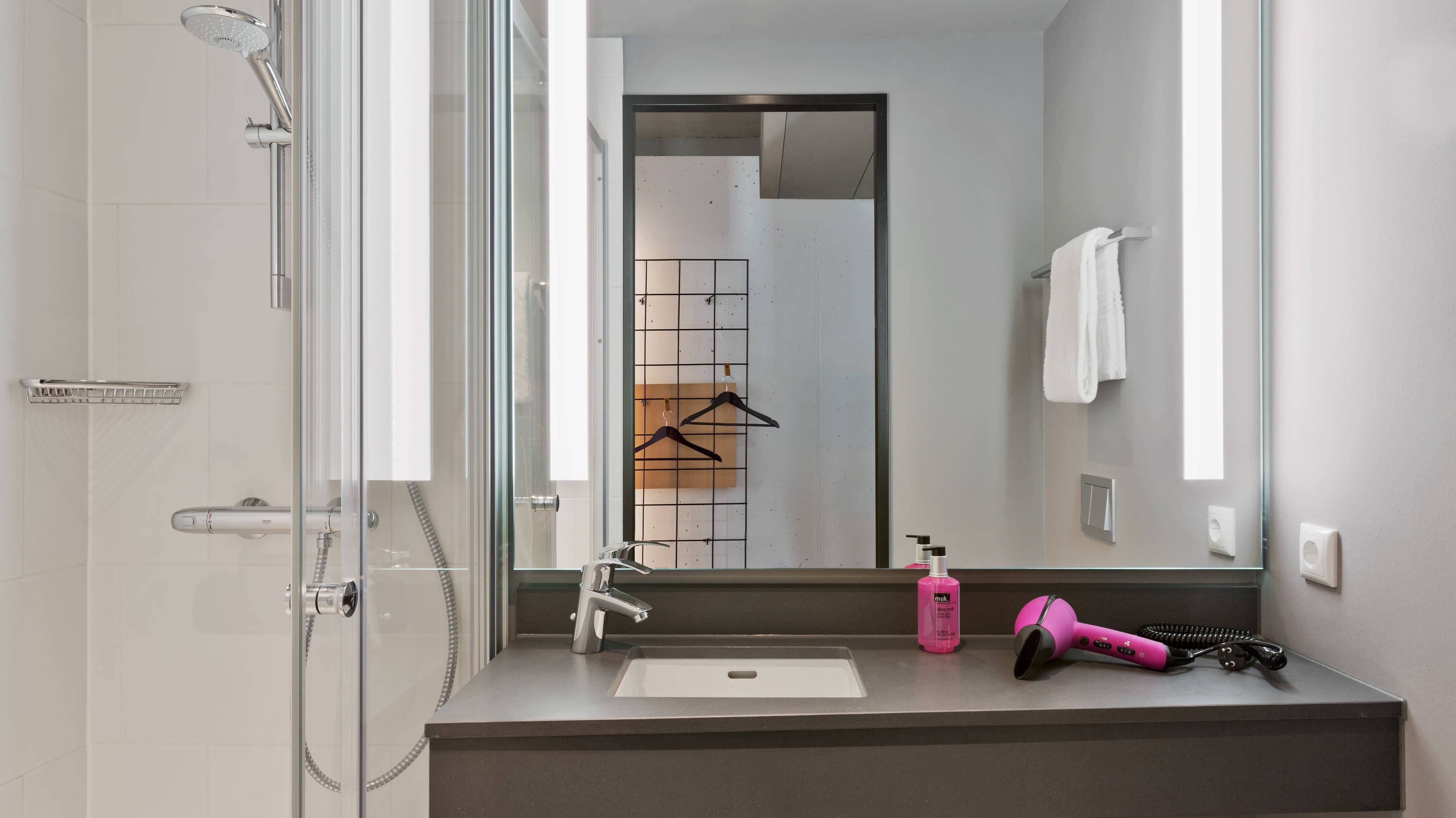 Moxy Sleeper - Image 3