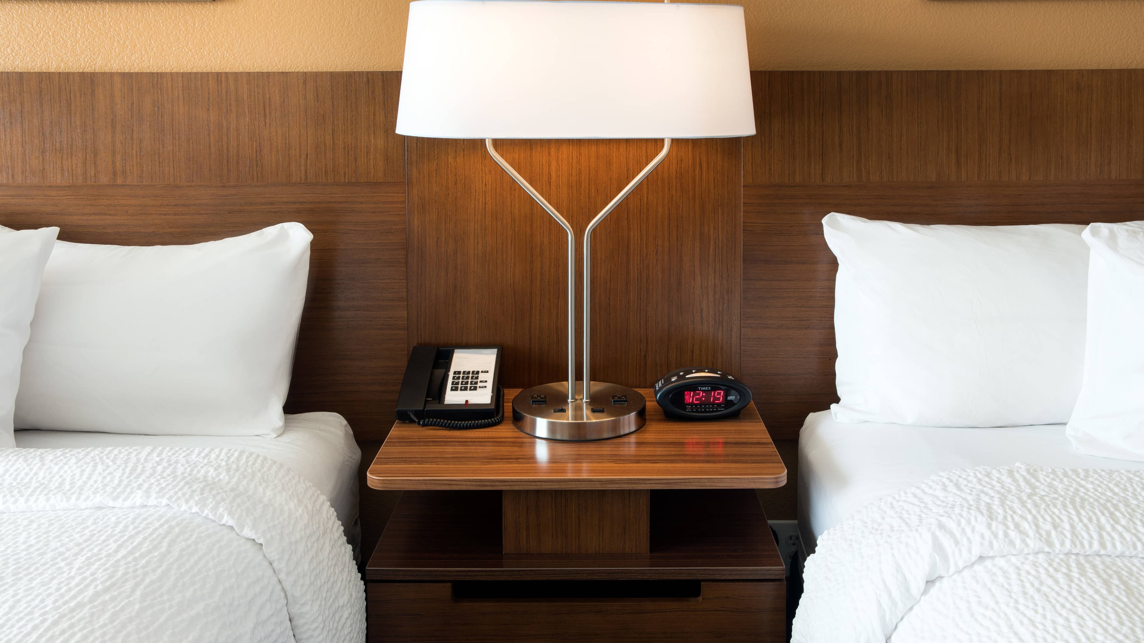 Delux Double Queen - Image 1