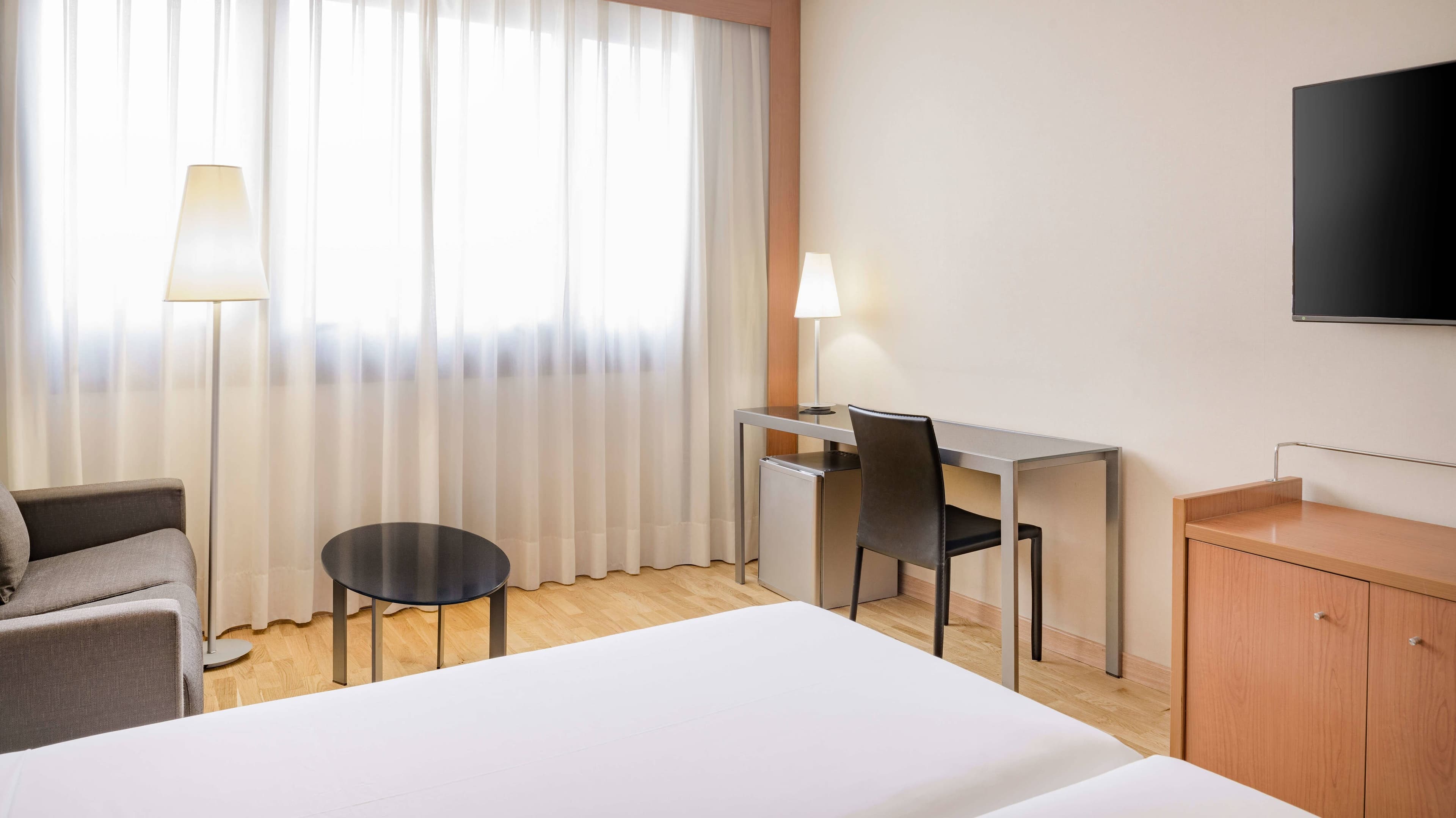 Standard Twin - Image 5