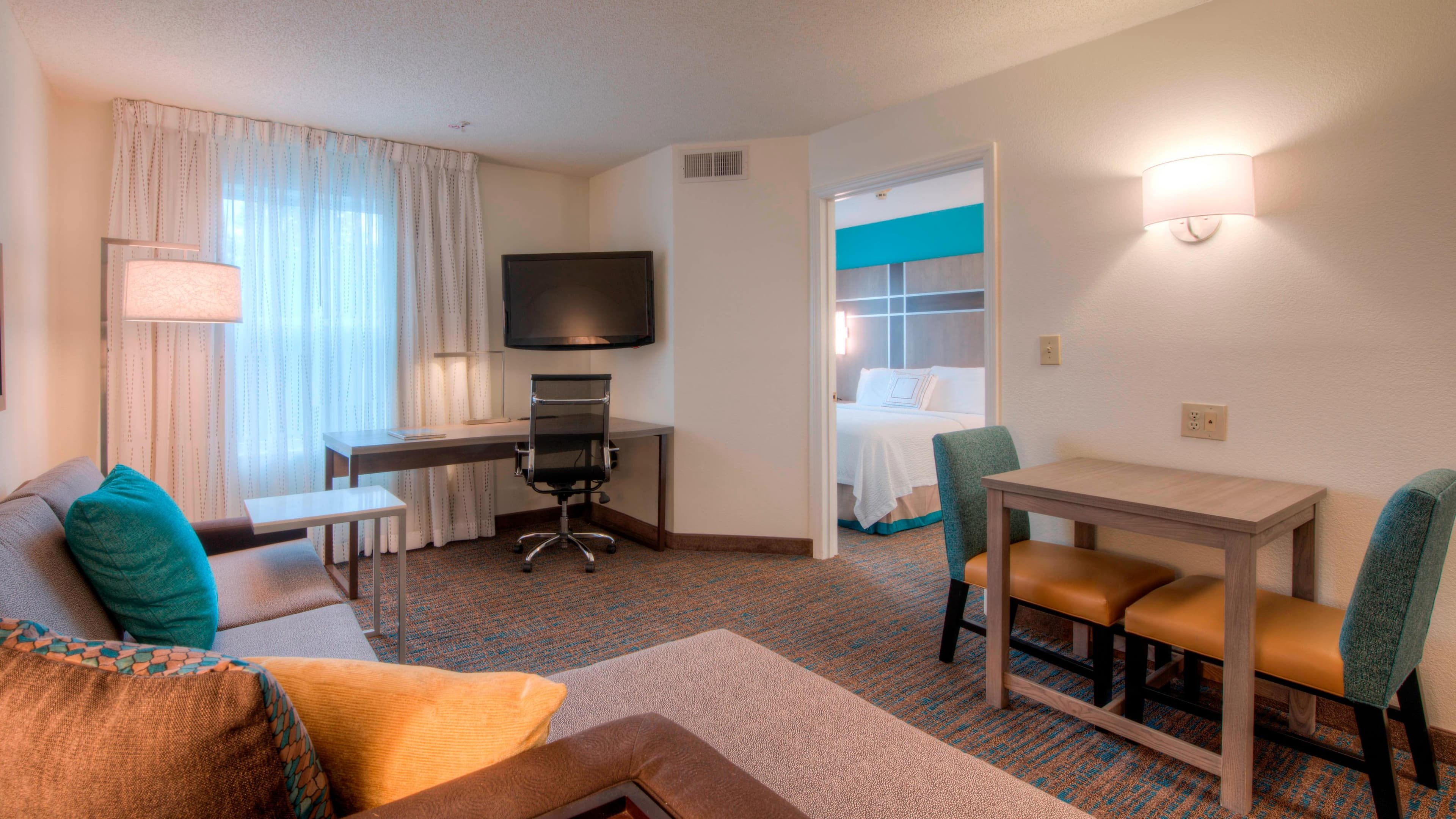 1 Bedroom Suite - Image 1