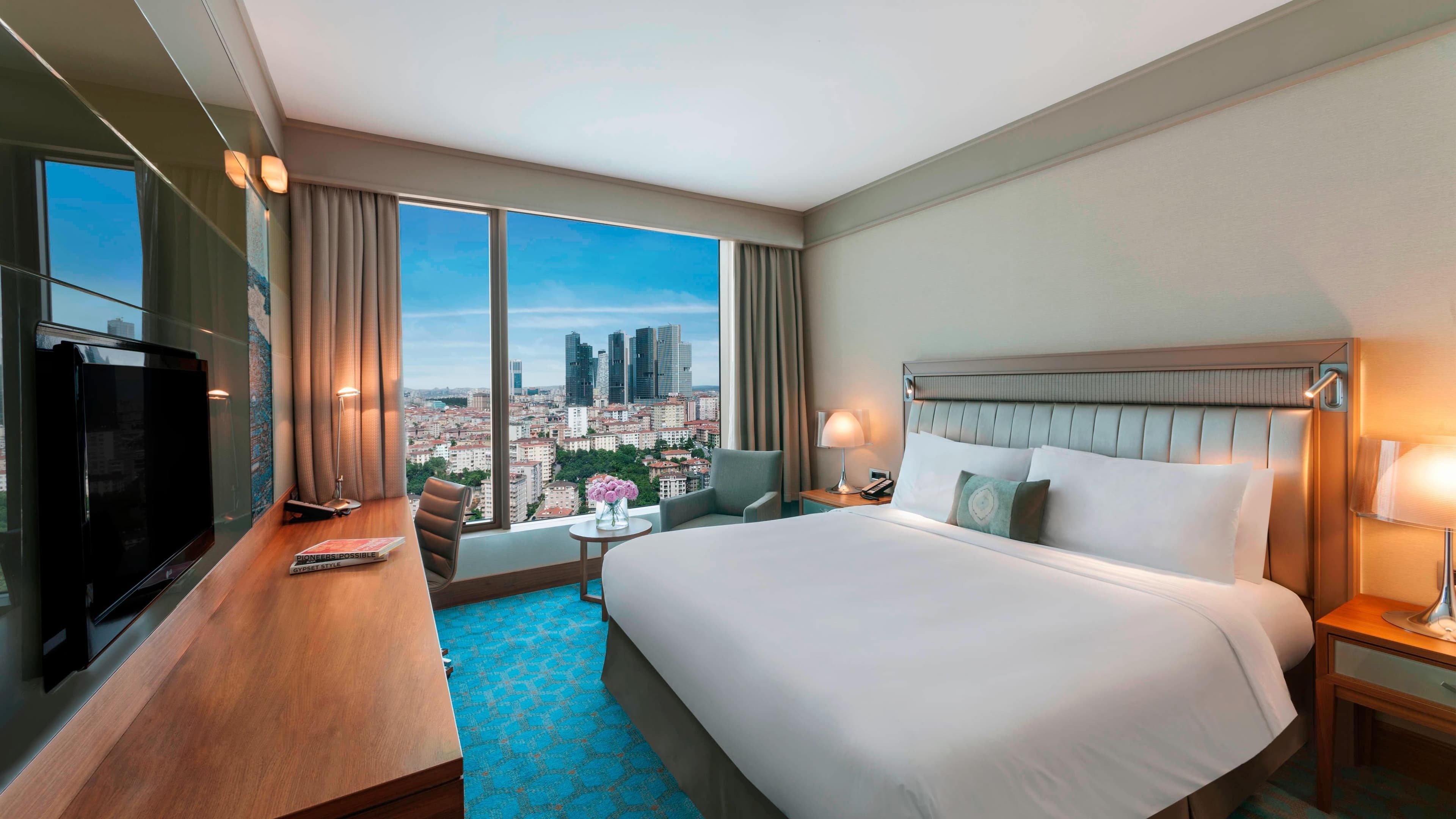 Deluxe City1 King Bed - Image 2