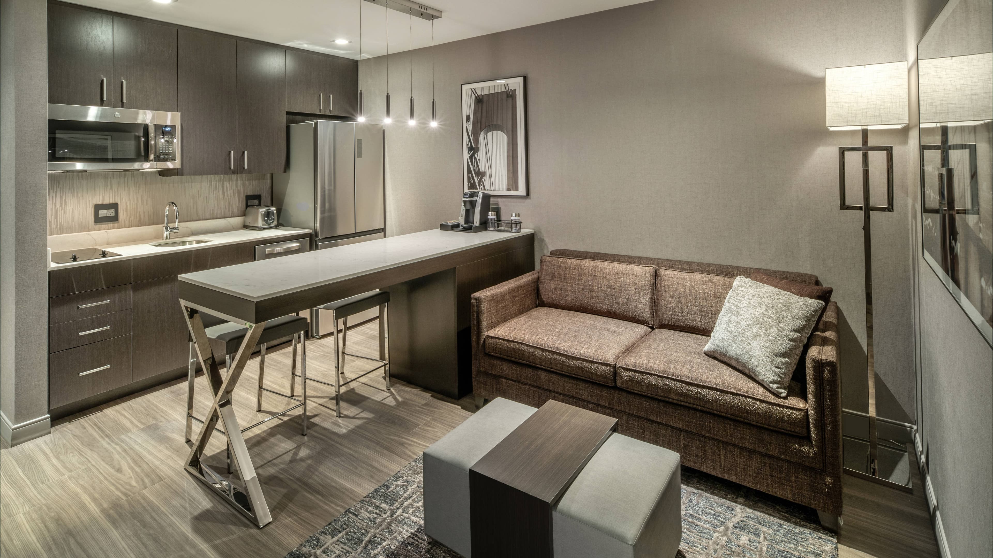 1 Bedroom Suite - Image 5