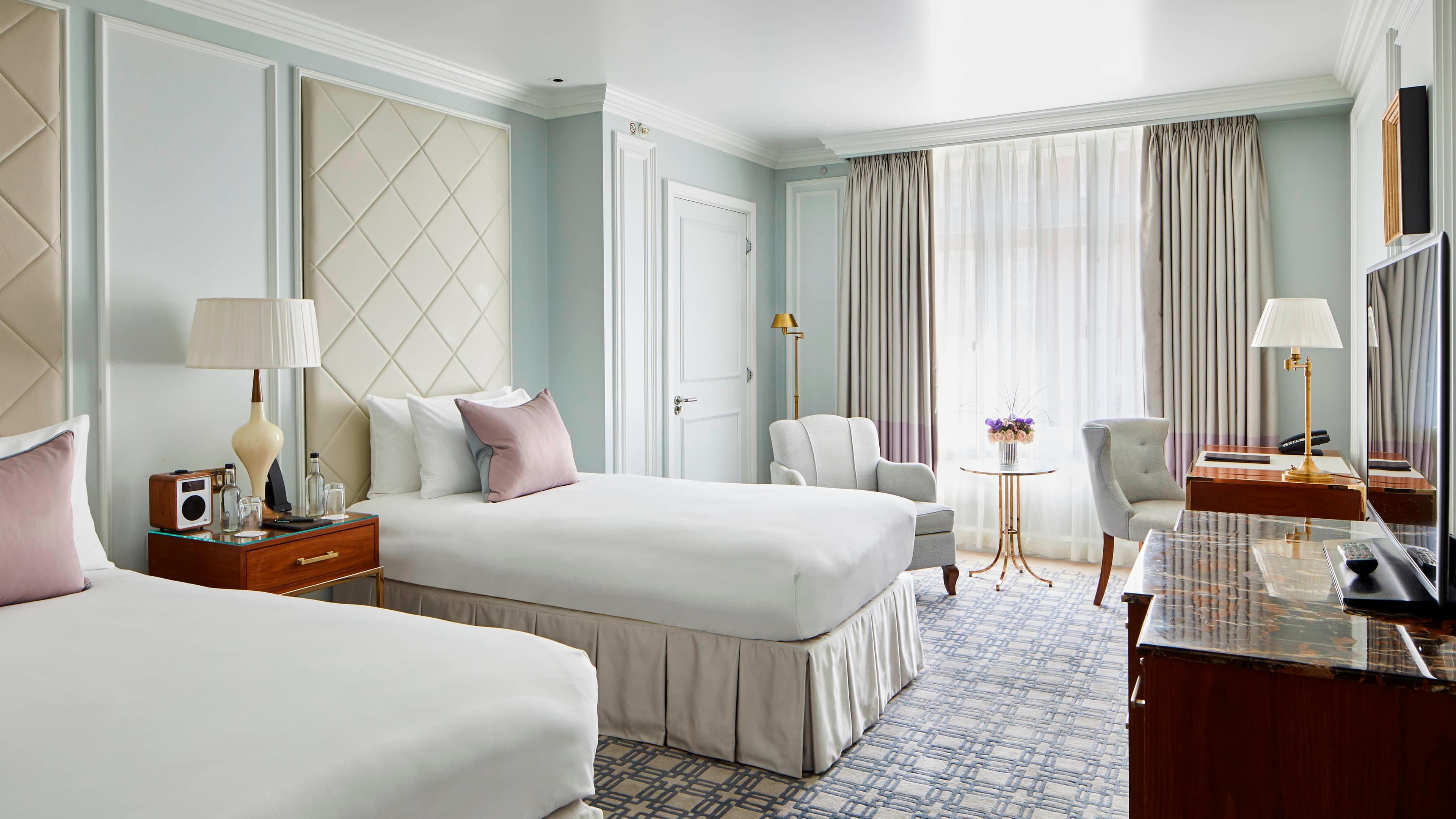 Deluxe Room - Image 1