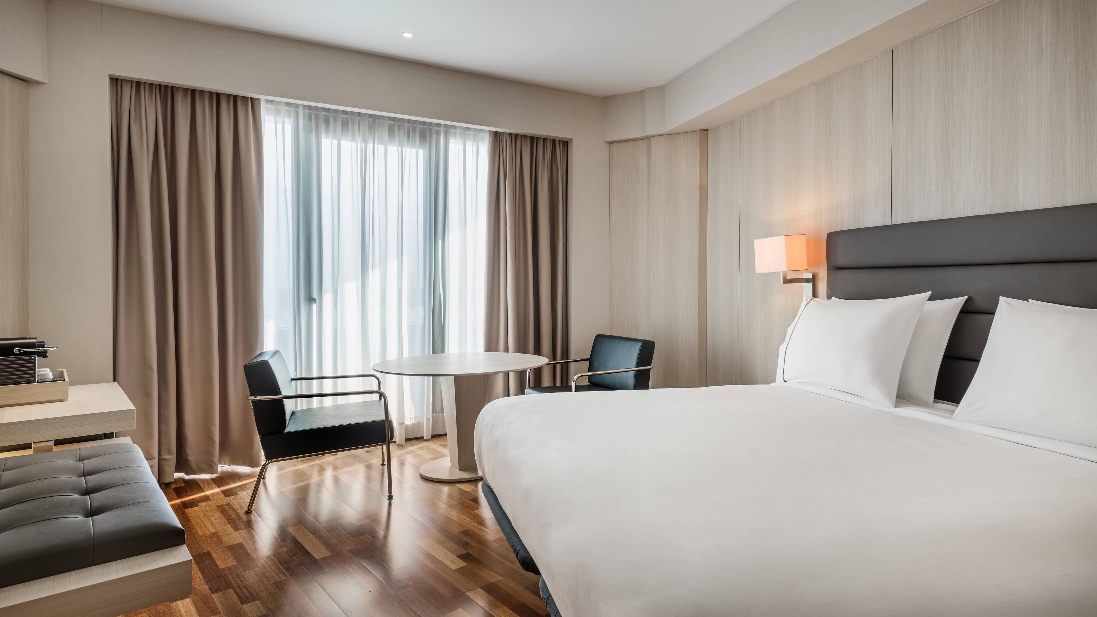 Standard King - Image 1