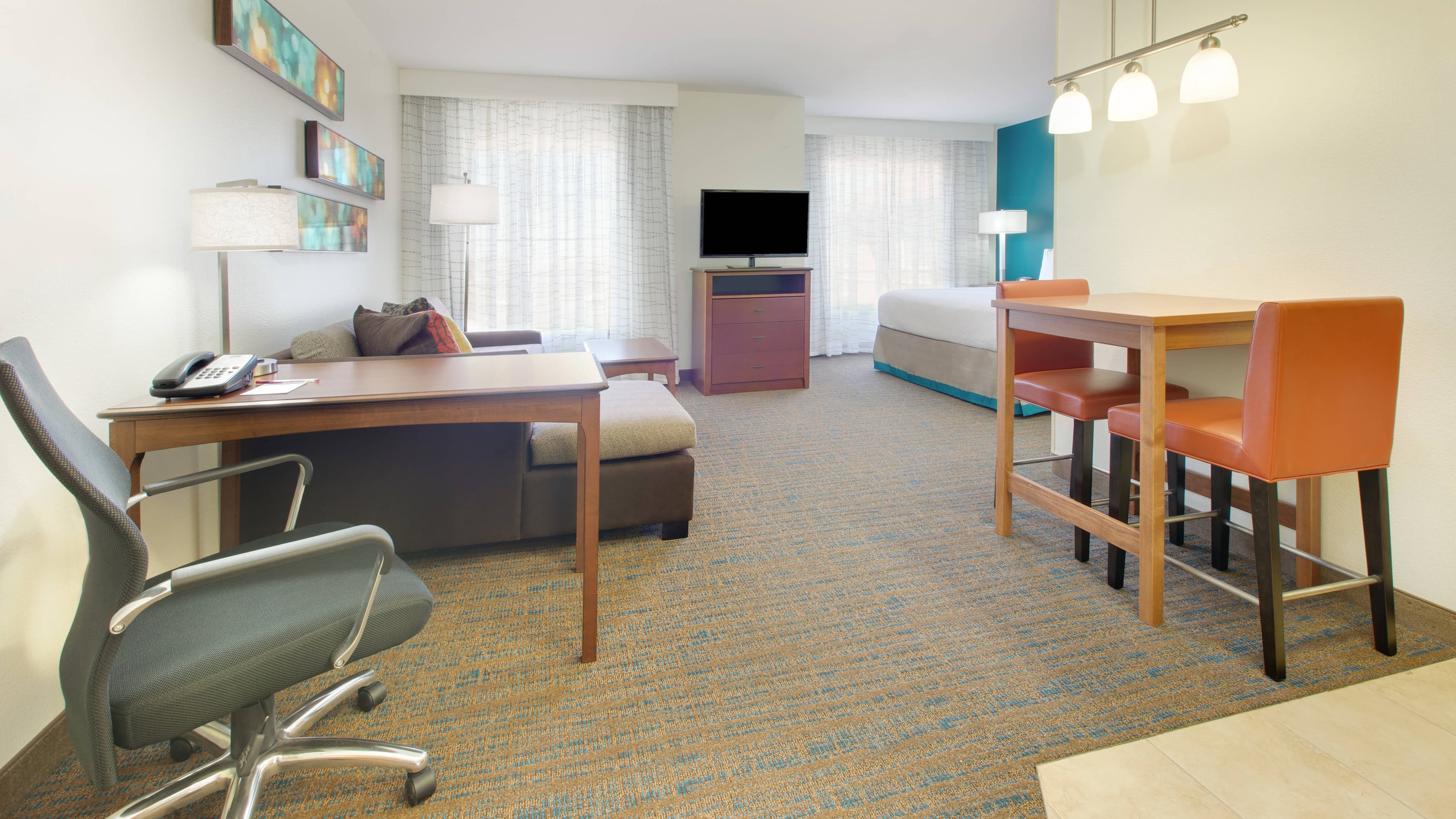 King Studio Suite - Image 1