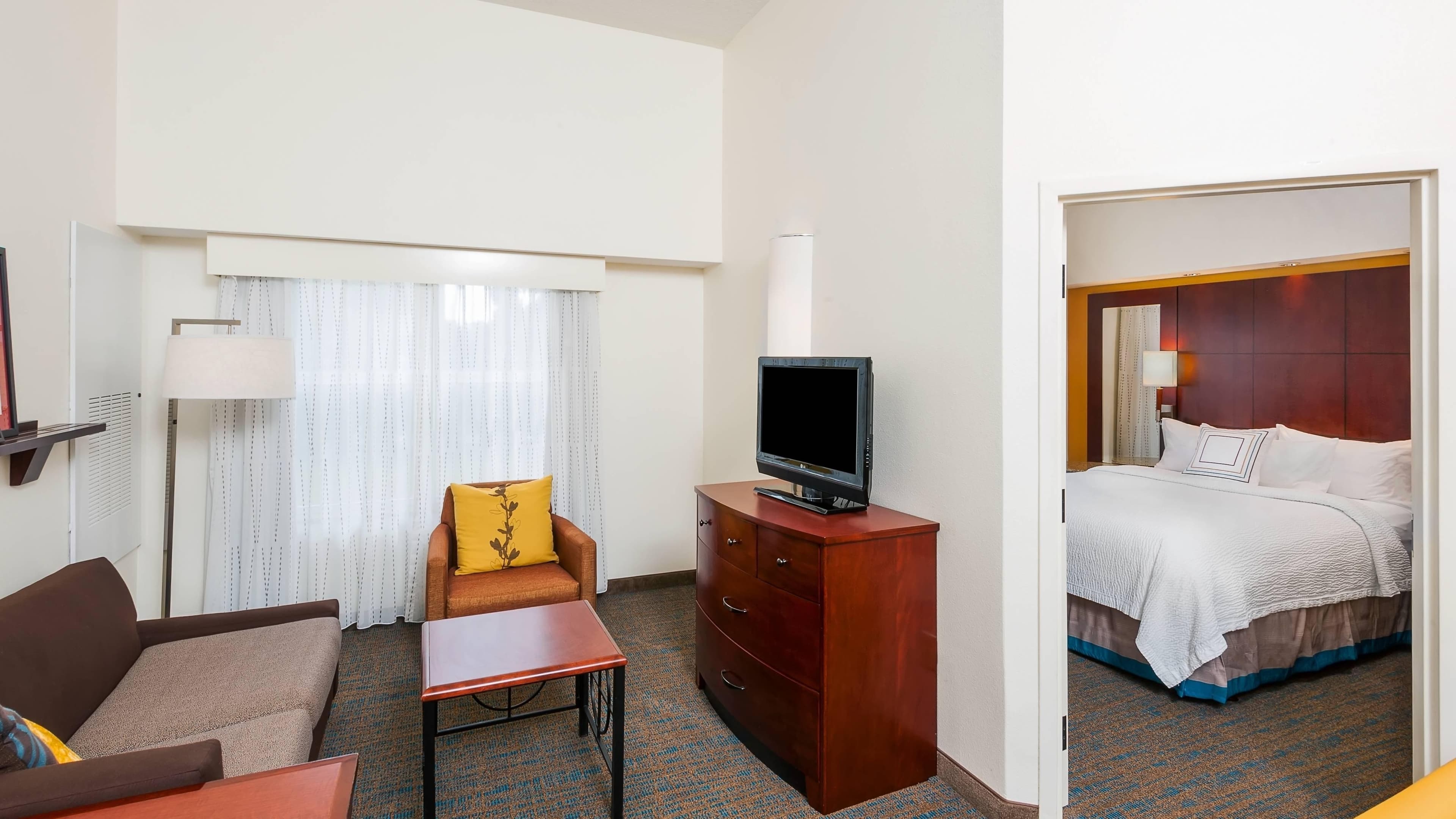 1 Bedroom Suite - Image 3
