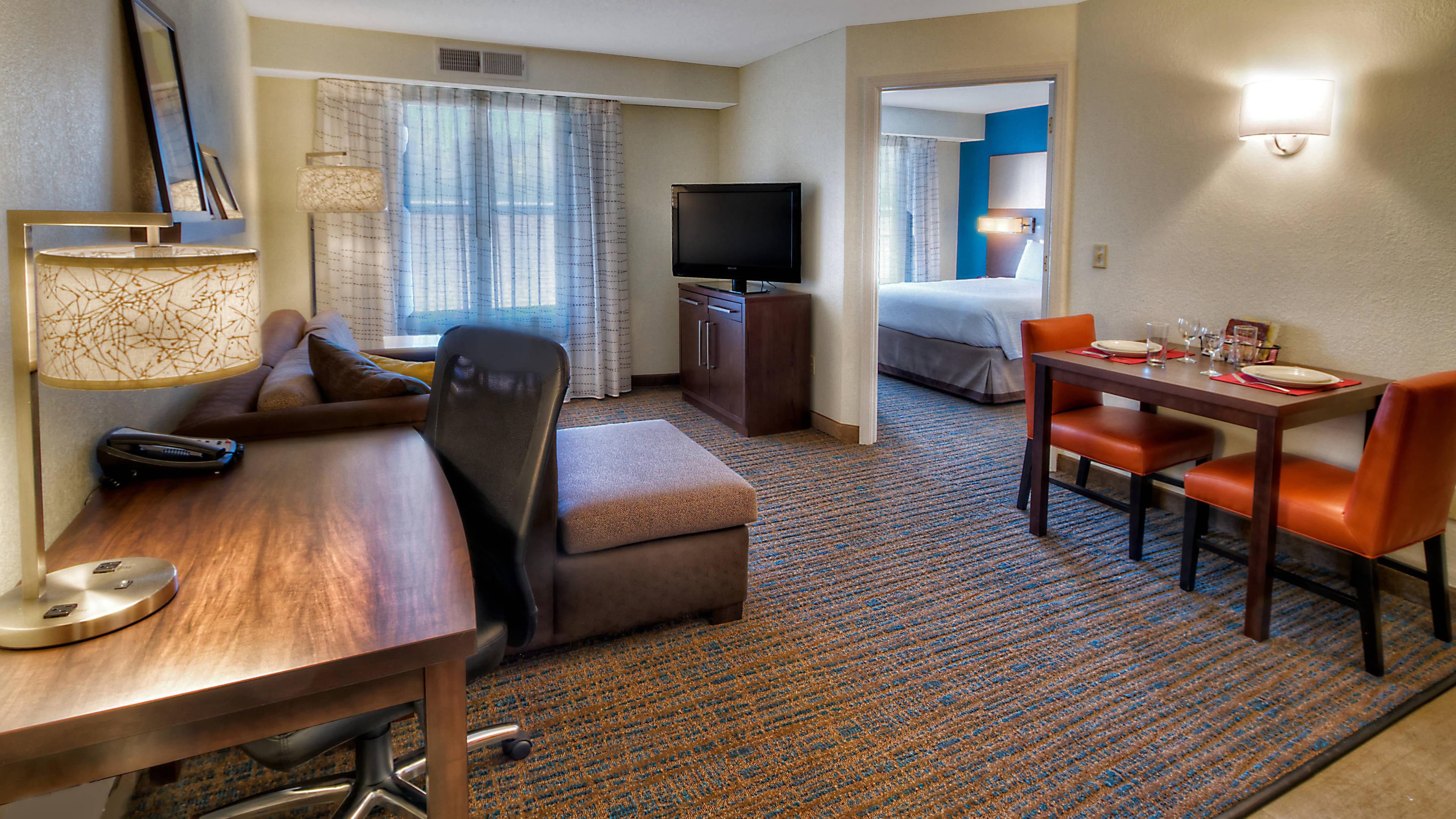 1 Bedroom Suite - Image 1