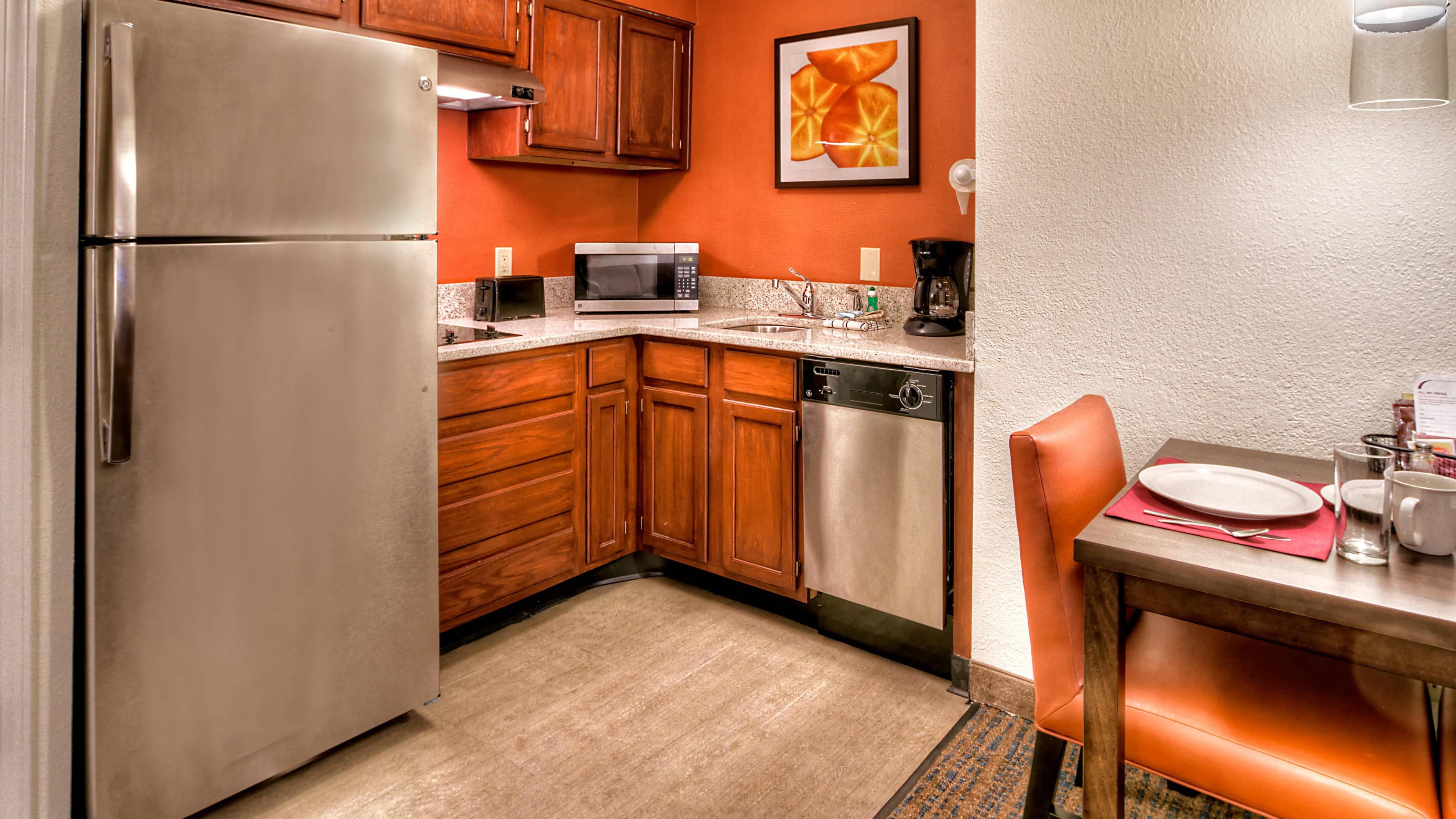 1 Bedroom Suite - Image 3