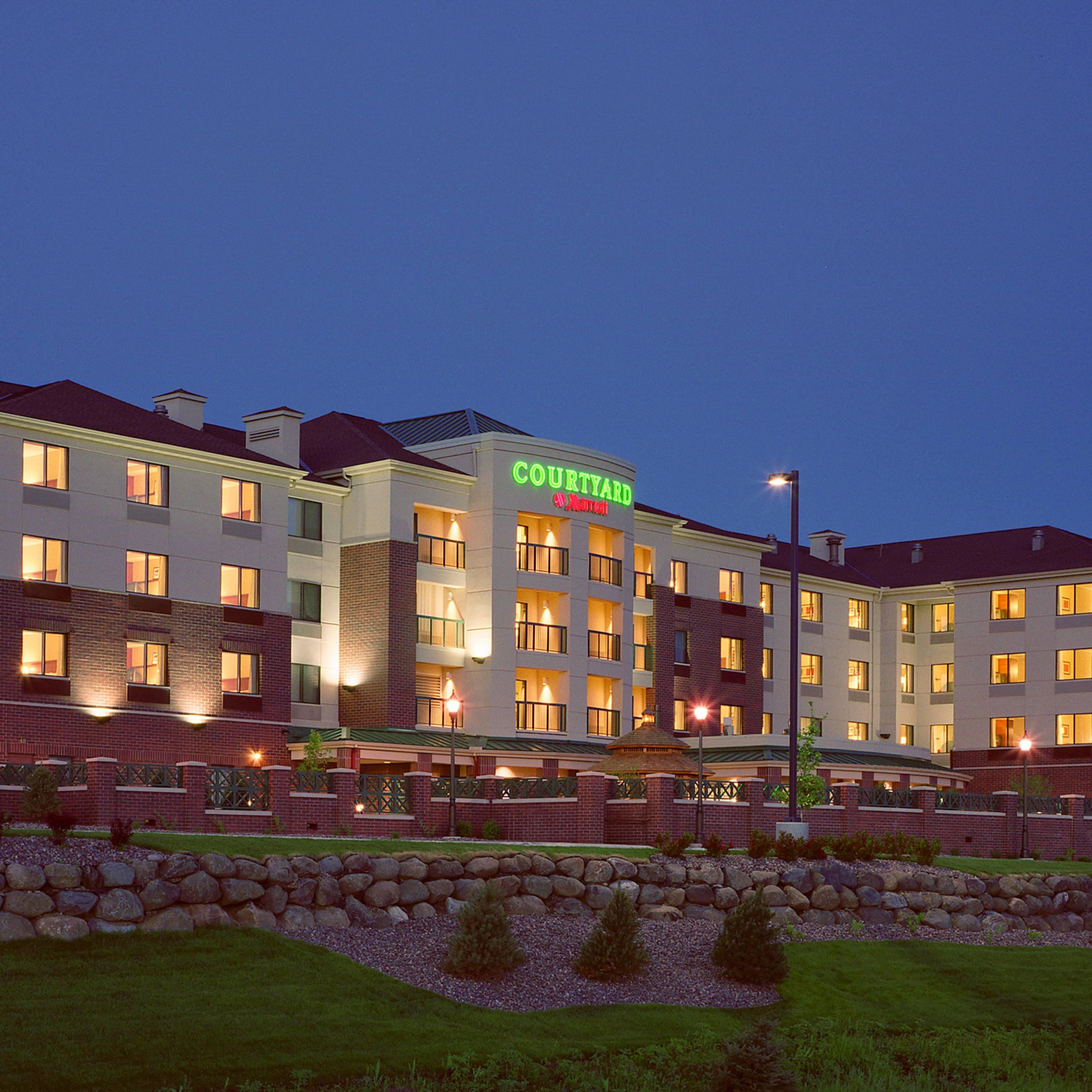 Courtyard Madison East