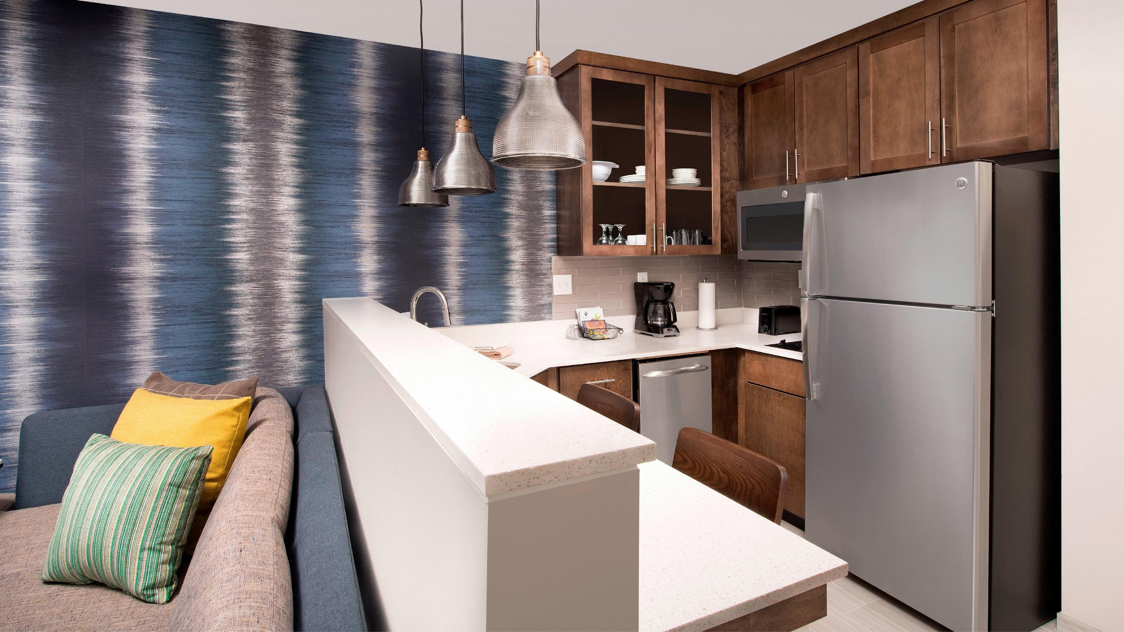 1 Bedroom Suite - Image 5