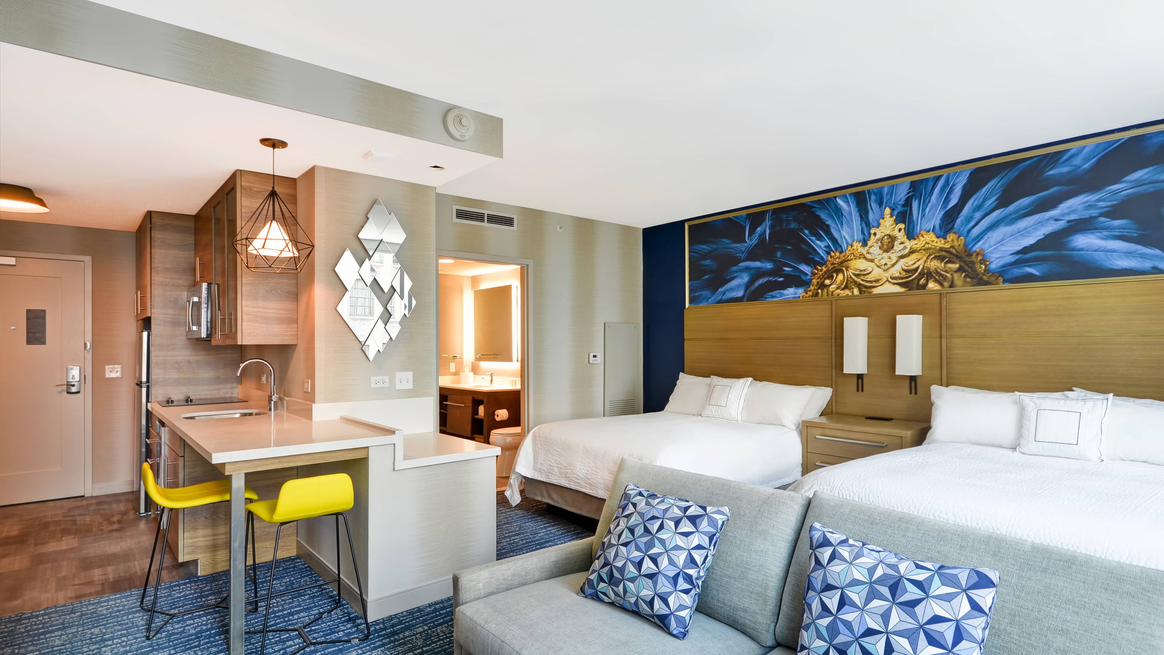 Spacious Suites - Image 5