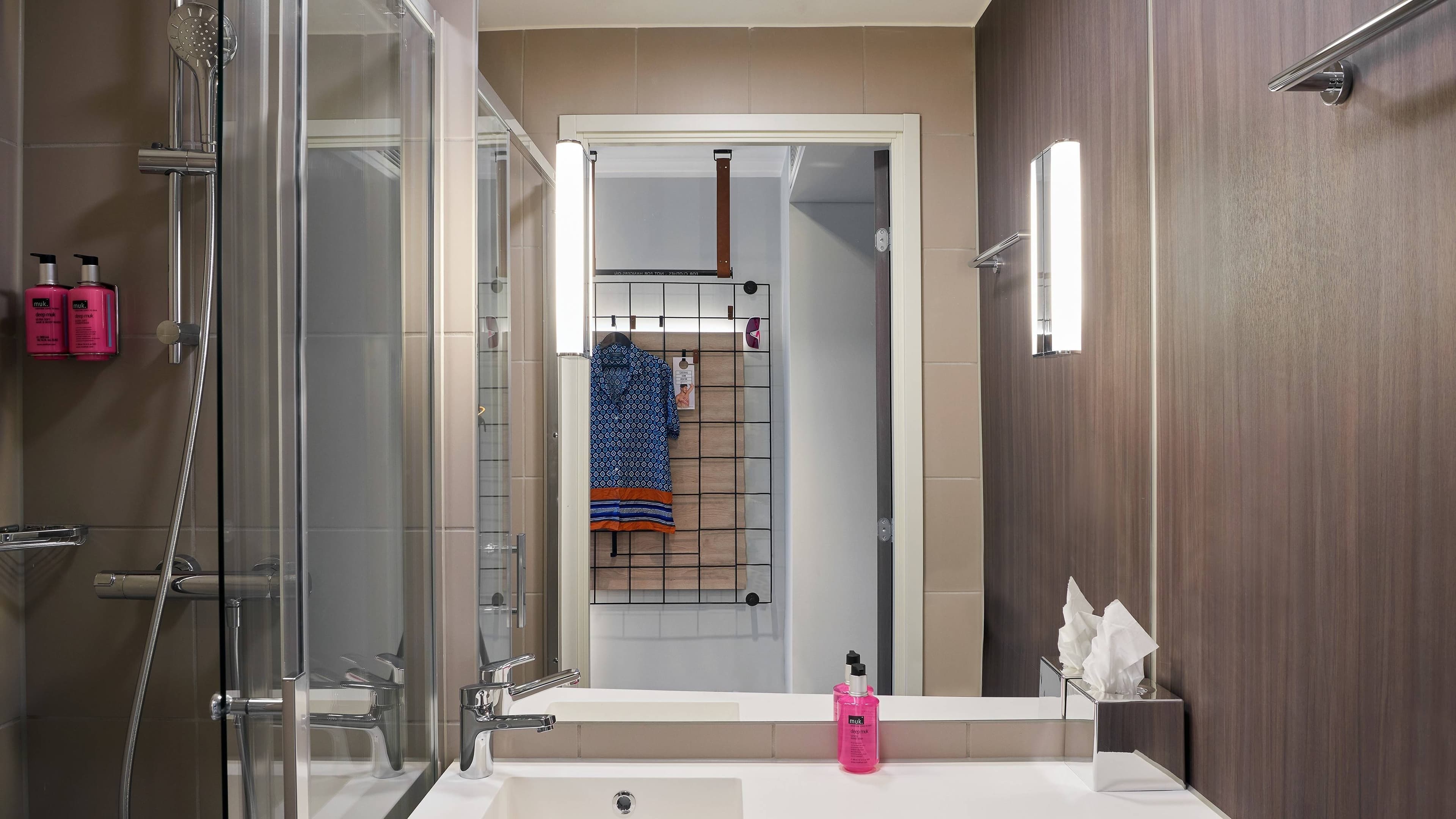 Moxy Queen Sleeper - Image 4