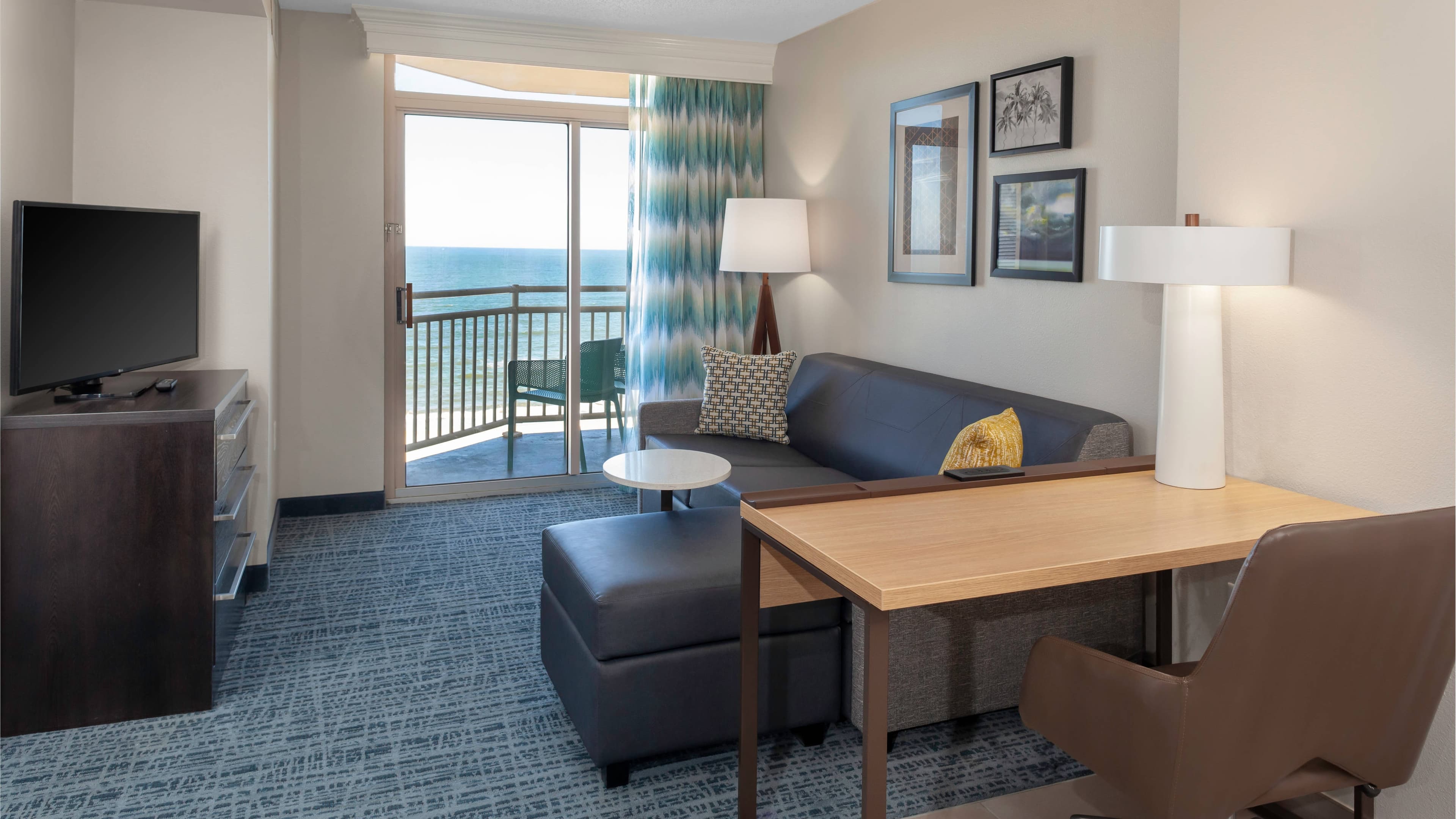 1 Bedroom Residential Suite - Image 1