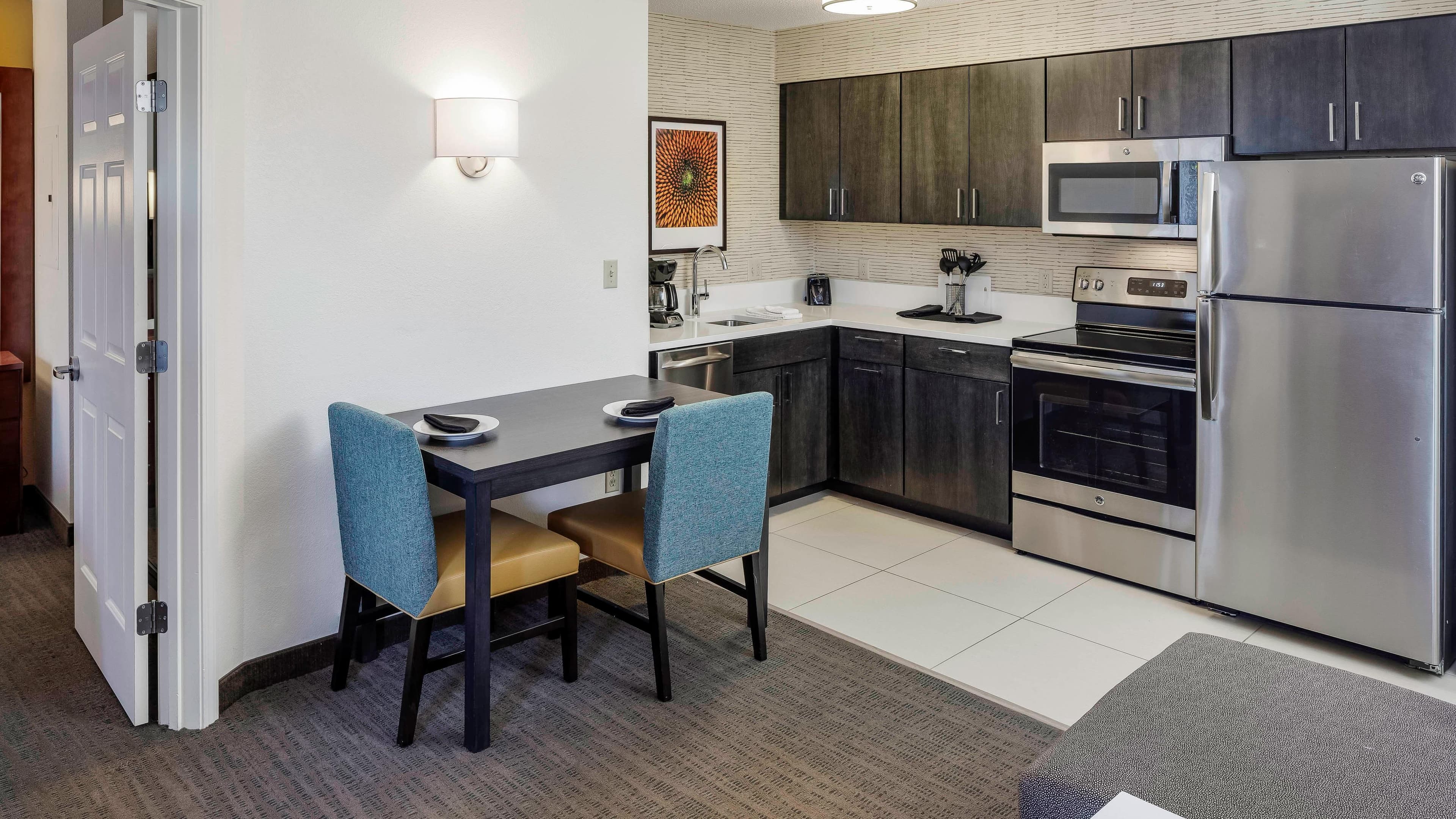 1 Bedroom Suite - Image 4