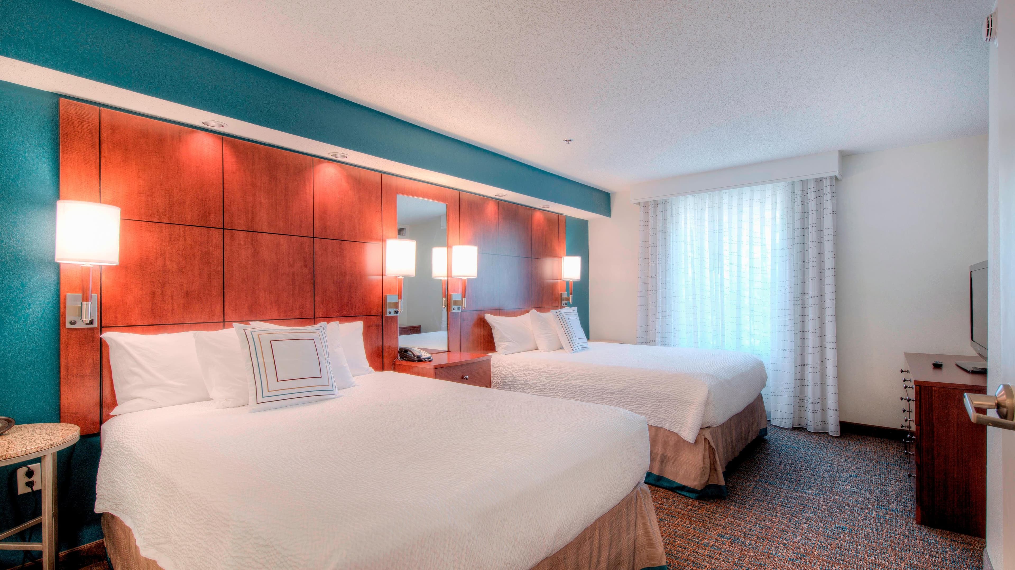 1 Bedroom Suite - Image 5