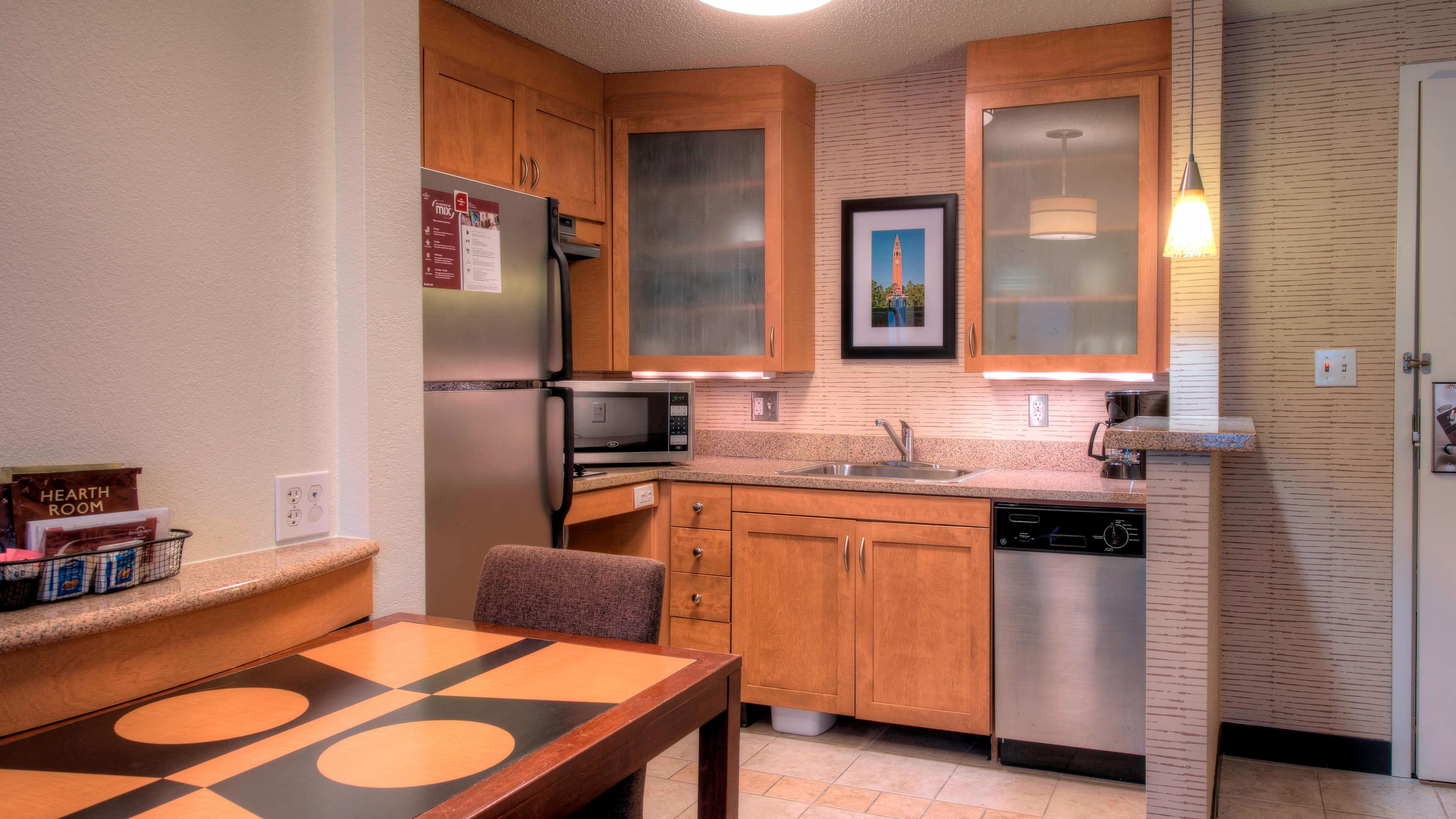 1 Bedroom Suite - Image 2